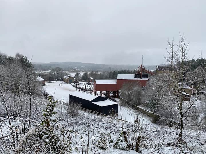 ベーミッシュ美術館さんのインスタグラム写真 - (ベーミッシュ美術館Instagram)「Snowy Sunday at Beamish Museum 😍❄️」12月4日 0時49分 - beamish_museum