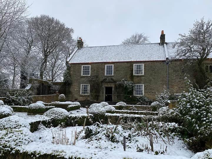 ベーミッシュ美術館さんのインスタグラム写真 - (ベーミッシュ美術館Instagram)「Snowy Sunday at Beamish Museum 😍❄️」12月4日 0時49分 - beamish_museum