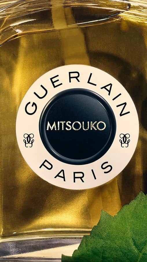 ゲランのインスタグラム：「Mitsouko, a legend of impossible love.  Mitsouko, or ‘mystery.’ Inspired by the tragic love story of Mitsouko, the heroine of Claude Farrère’s La Bataille, Jacques Guerlain paired the fruity, velvety spiciness of peach with the woody scent of patchouli for the first time. A daring combination, touched with the taste of a forbidden fruit. — #GuerlainPerfume #PerfumerSince1828 #LesLegendaires #Mitsouko #Patchouli #VintagePerfume #Fragrance #SavoirFaire」