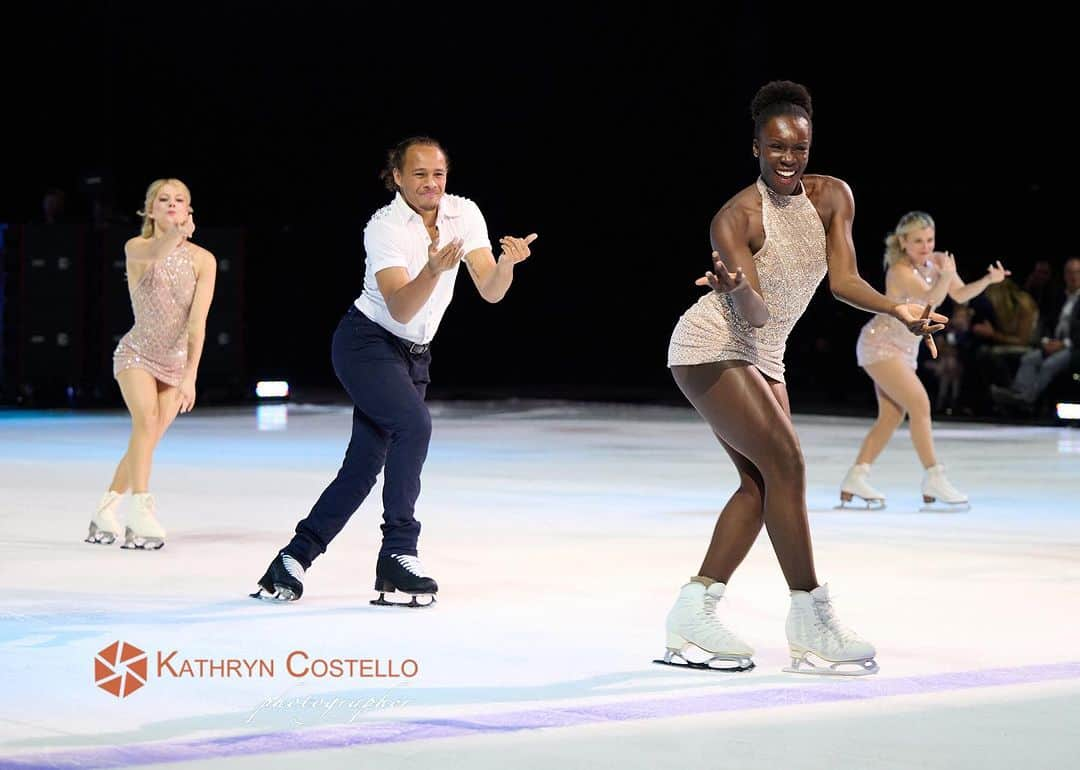 マエ＝ベレニス・メイテのインスタグラム：「Celebrating World Ice Skating Day with a smiiiiiiiile 😁⛸️  @worldiceskatingday」