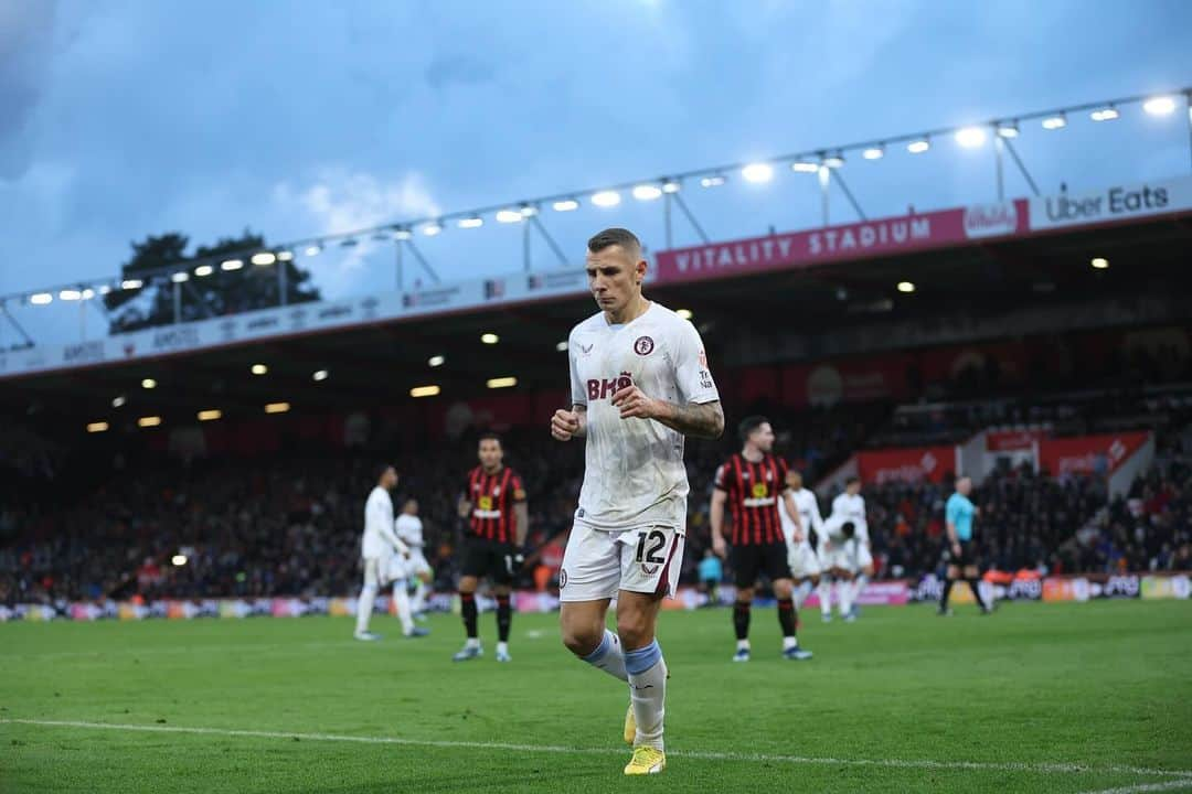 リュカ・ディニュのインスタグラム：「Not the result we wanted but we go forward 💜💙 thanks for the support 🤩 #UTV」