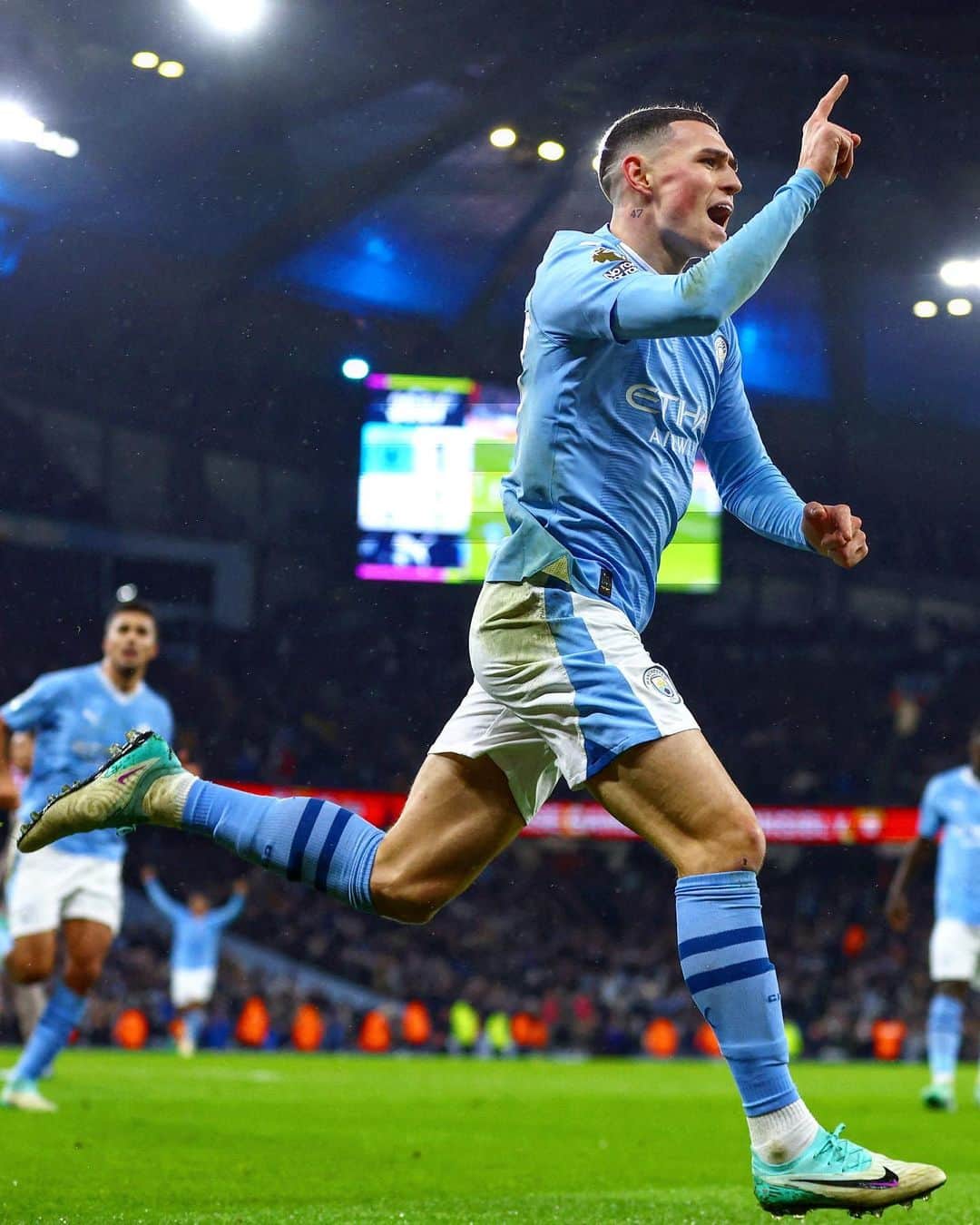マンチェスター・シティFCのインスタグラム：「A fine Foden finish 🔥」