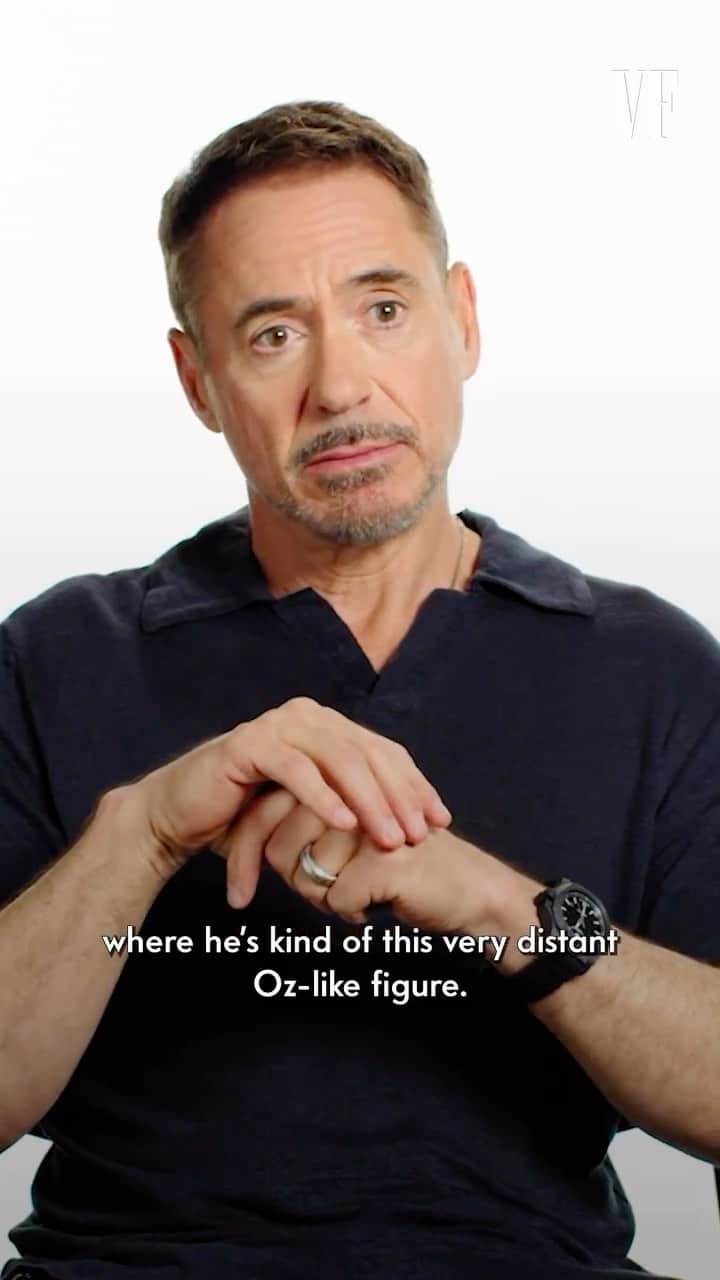 Vanity Fairのインスタグラム：「Christoper Nolan challenged the “entirety” of Robert Downey Jr.’s career trajectory with #Oppenheimer. Watch the actor reflect on the timeline of his career, including ‘Iron Man,’ ‘Zodiac, and more, at the link in bio.」