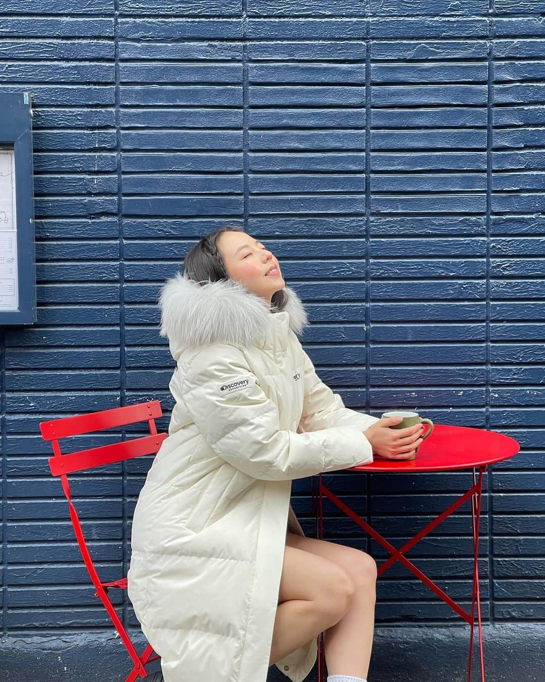 アン・ソヒさんのインスタグラム写真 - (アン・ソヒInstagram)「Winter in NY with @discoveryexpedition_kr 🤍 @allurekorea 🩷」12月4日 3時30分 - ssoheean