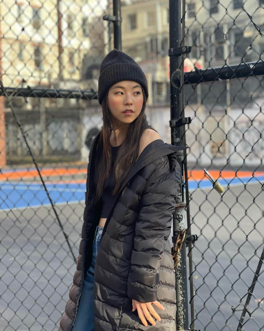 アン・ソヒのインスタグラム：「Winter in NY with @discoveryexpedition_kr 🤍 @allurekorea 🩷」