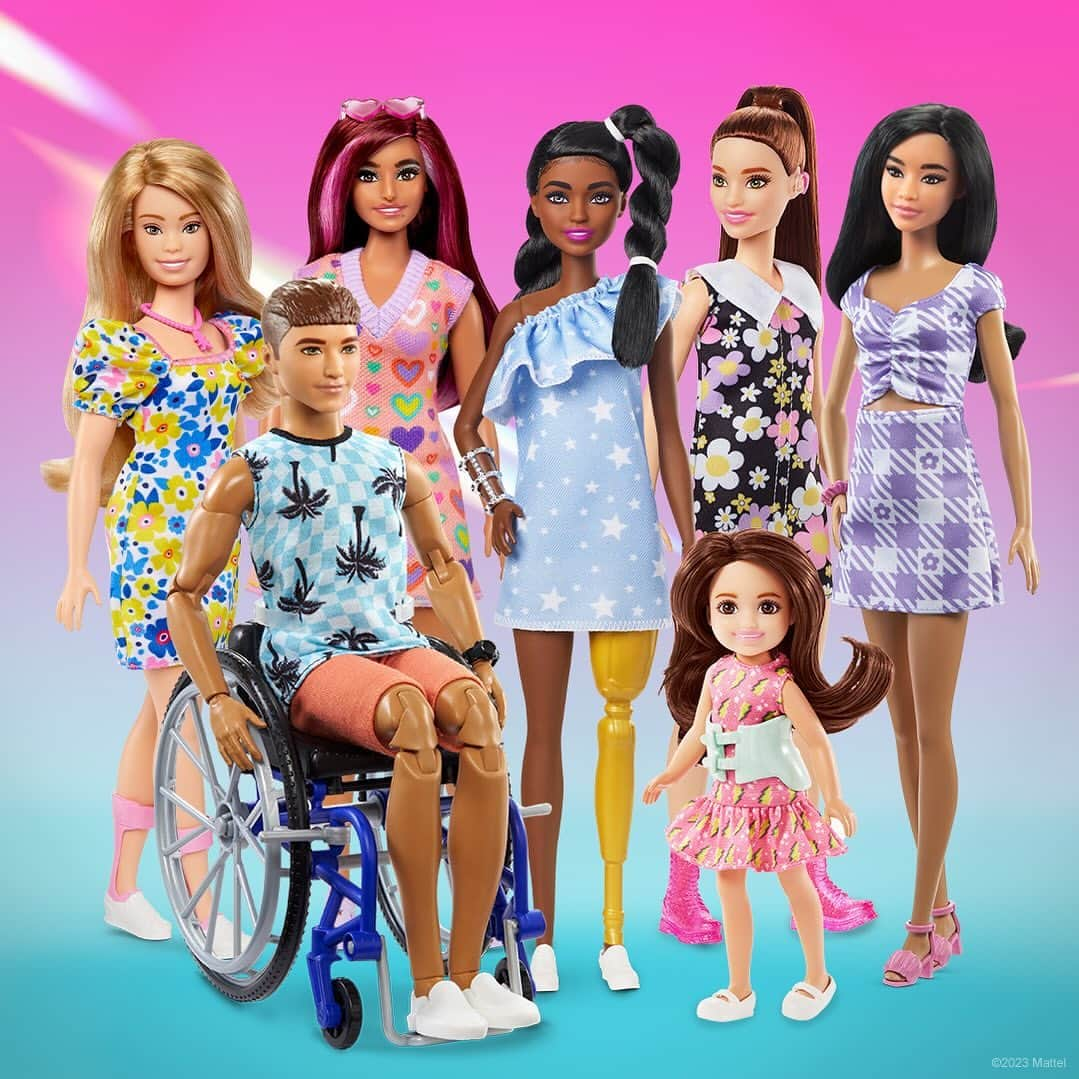 バービーのインスタグラム：「Today is International Day of Persons with Disabilities, a day to celebrate and recognize persons with disabilities. Join those of us with disabilities, physical or non-apparent, and those united as allies, as we continue to support a more equal and accessible world. #Barbie #IDPwD #DisabilityAwareness #EveryoneIncluded」