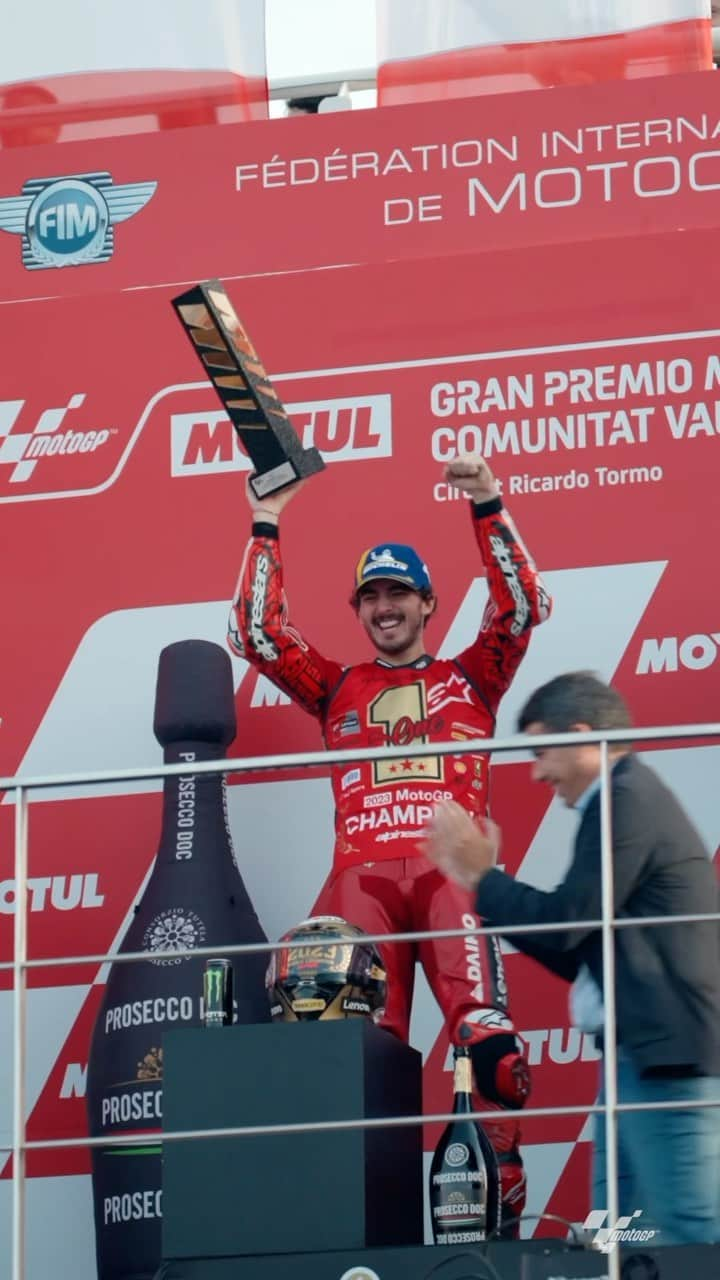 モンスターエナジーのインスタグラム：「This time last week 🏆 @Pecco63   #MonsterEnergy #ValenciaGP #BACK2BACKgnaia #TeamPECCO #Motorsport #MotoGP」