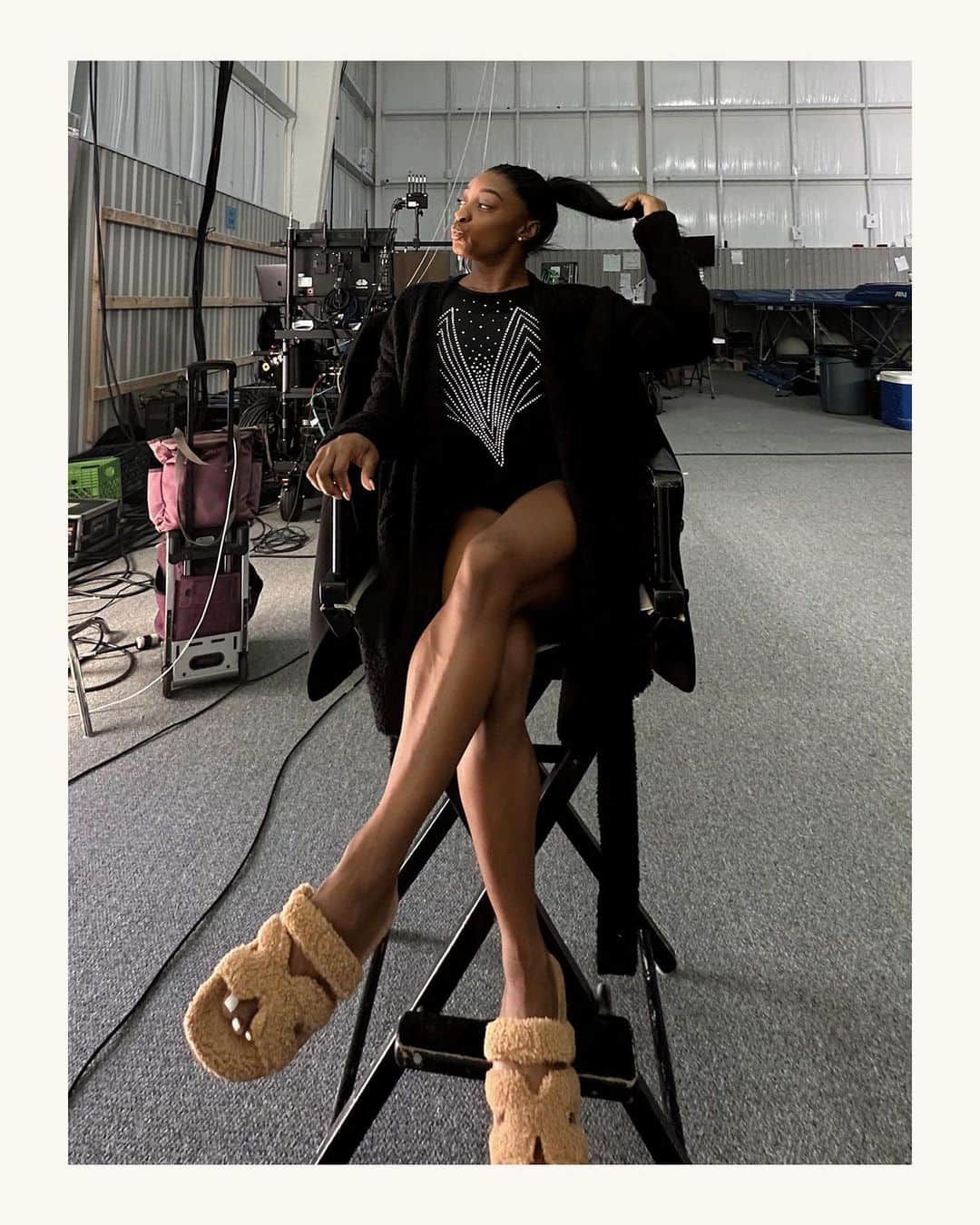PORTER magazineさんのインスタグラム写真 - (PORTER magazineInstagram)「In PORTER’s final Incredible Women essay of 2023,  @simonebiles looks back on a year that changed her. Read her reflections and hopes for the year ahead, from taking time out for herself to newly-wed life and preparing for the Paris Olympics in 2024 – all at the link in bio.」12月19日 0時01分 - portermagazine