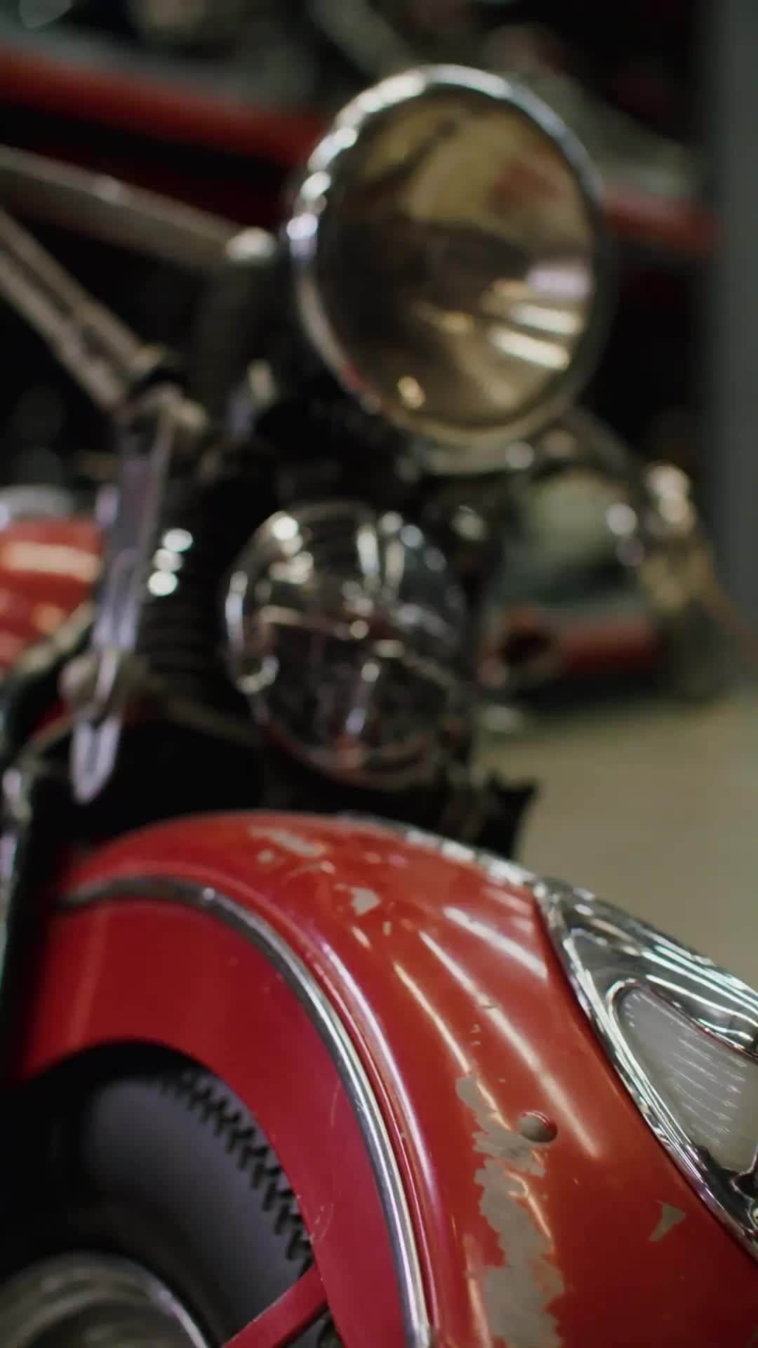 Harley-Davidson Japanのインスタグラム：「今日はH-Dミュージアムの保管庫から、ハーレー45として知られている「Wシリーズ」をご紹介します！ https://www.h-d.com/jp/ja/museum.html  @missjessyjess @hdmuseum  #ハーレーダビッドソン #HarleyDavidson #UnitedWeRide #HDMuseum #HD120」