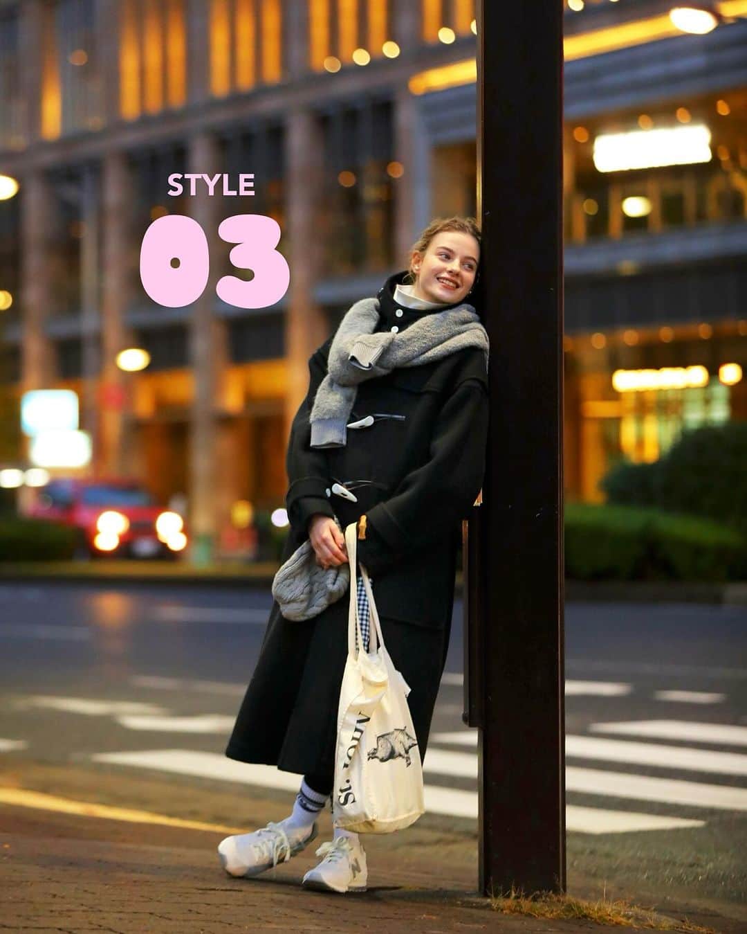 CLUÉLmagazineさんのインスタグラム写真 - (CLUÉLmagazineInstagram)「. Let’s go on a date🖤 彼とのデートは、モノトーンコーデで決まり！  イルミネーションが輝く冬の夜。彼とデートに行くなら、ちょっぴりレディに大人っぽく、モノトーンコーデでまとめたい🫶🏻 今気分のグレーで合わせたカーディガンコーデ、リラクシングだけど上品見えするガウンコート、ちょっぴりチャーミングにダッフルコートスタイル。 あなたはどのコーデがお好み？  from vol.96 ・・・・・・・・・・・・・・・・・・・・・・・・・・・  #cluel #クルーエル #cluelmagazine #クルーエル女子 #fashion #ファッション好き #ファッション雑誌 #おしゃれ #グッドガール #冬コーデ #monotone #黒コーデ #ブラックコーデ #モノトーン #カーディガン #ニット #ダッフルコート #ボーダーが好き #ガウンコート #ボーイッシュ女子 #シンプルが好き   こちらのアカウントもフォローしてね！ @cluel_homme @navys_magazine」12月18日 18時24分 - cluelmagazine