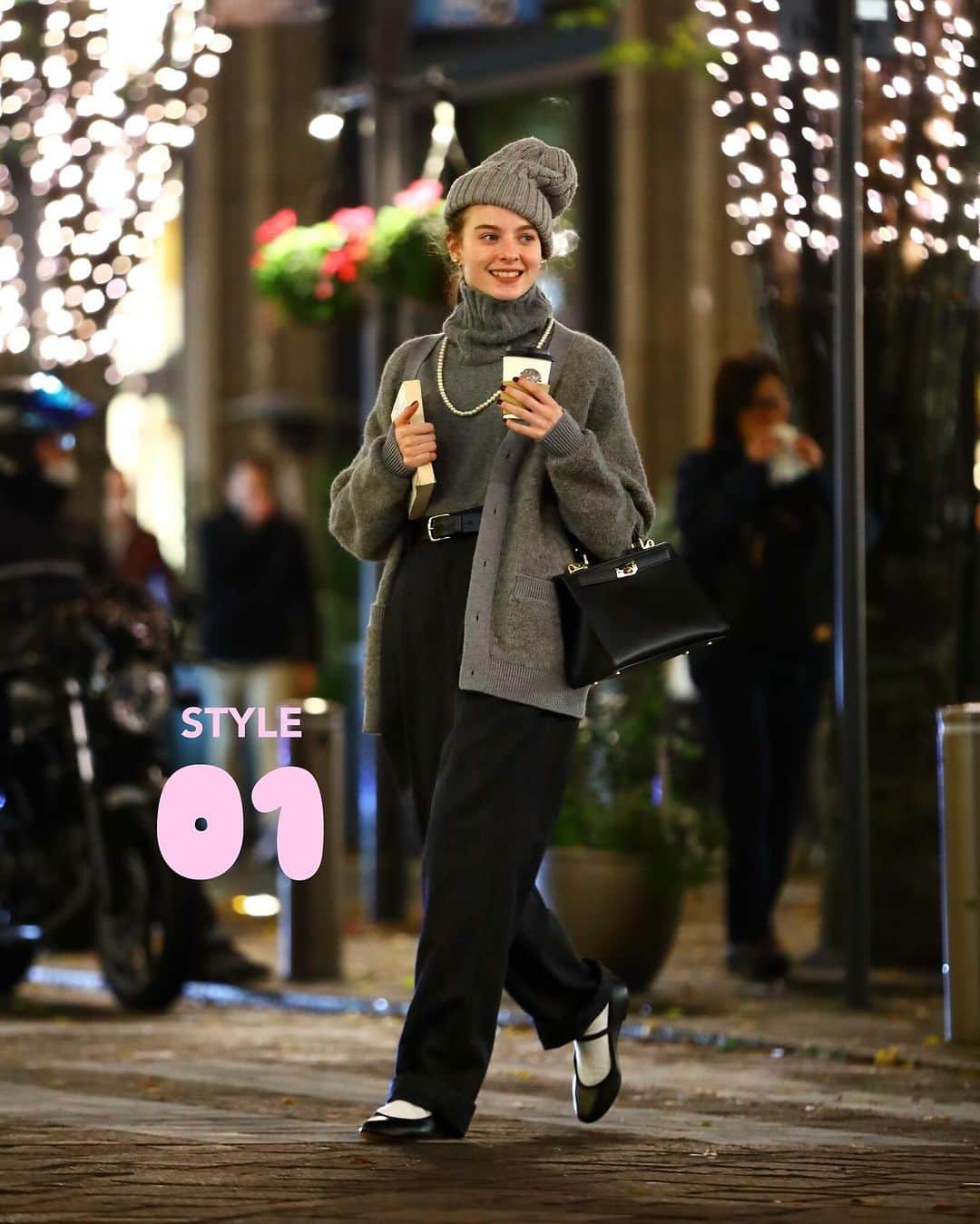 CLUÉLmagazineさんのインスタグラム写真 - (CLUÉLmagazineInstagram)「. Let’s go on a date🖤 彼とのデートは、モノトーンコーデで決まり！  イルミネーションが輝く冬の夜。彼とデートに行くなら、ちょっぴりレディに大人っぽく、モノトーンコーデでまとめたい🫶🏻 今気分のグレーで合わせたカーディガンコーデ、リラクシングだけど上品見えするガウンコート、ちょっぴりチャーミングにダッフルコートスタイル。 あなたはどのコーデがお好み？  from vol.96 ・・・・・・・・・・・・・・・・・・・・・・・・・・・  #cluel #クルーエル #cluelmagazine #クルーエル女子 #fashion #ファッション好き #ファッション雑誌 #おしゃれ #グッドガール #冬コーデ #monotone #黒コーデ #ブラックコーデ #モノトーン #カーディガン #ニット #ダッフルコート #ボーダーが好き #ガウンコート #ボーイッシュ女子 #シンプルが好き   こちらのアカウントもフォローしてね！ @cluel_homme @navys_magazine」12月18日 18時24分 - cluelmagazine