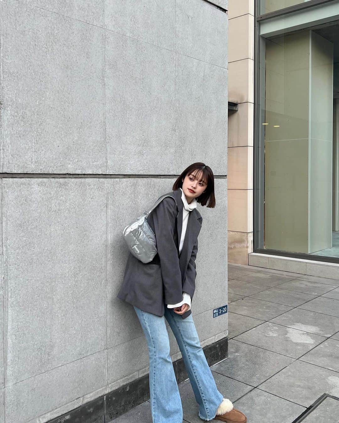 福山絢水さんのインスタグラム写真 - (福山絢水Instagram)「最近お気に入りのもの🩵🩶」12月18日 18時54分 - aya__m02