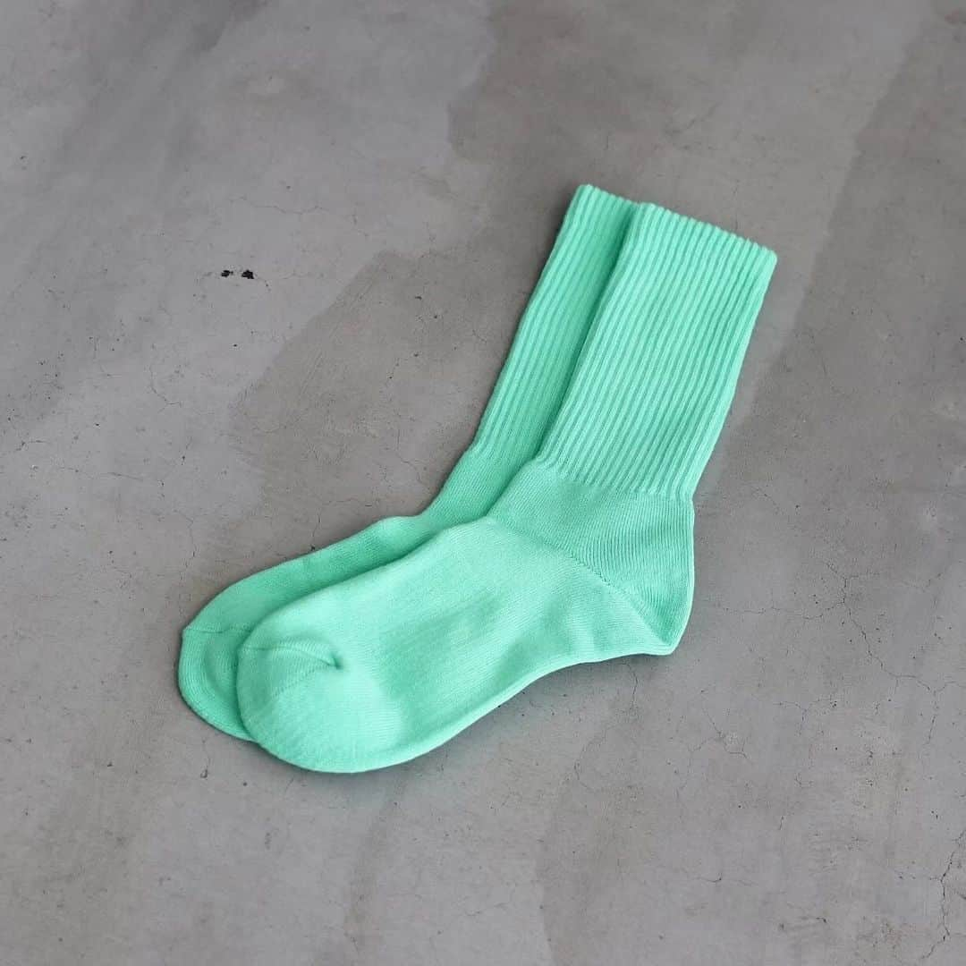 wonder_mountain_irieのインスタグラム：「_ FreshService / フレッシュサービス ”ORIGINAL 3-PACK SOCKS”  ￥3,300 -  〈online store / @digital_mountain〉 https://www.digital-mountain.net  【オンラインストア#DigitalMountain へのご注文】 *24時間受付 *14時までのご注文で即日発送 *1万円以上ご購入で送料無料 tel：084-973-8204  We can send your order overseas. Ordering procedure details can be found here. >>http://www.digital-mountain.net/html/page56.html   #FreshService #フレッシュサービス  実店舗：@wonder_mountain_ #WonderMountain  〒720-0043  広島県福山市船町2-23 JR 「#福山駅」より徒歩10分 #ワンダーマウンテン #japan #hiroshima #福山 #福山市 #尾道 #倉敷 #鞆の浦 近く  WOMEN/GOODS： @hacbywondermountain  #WM_gift_idea」