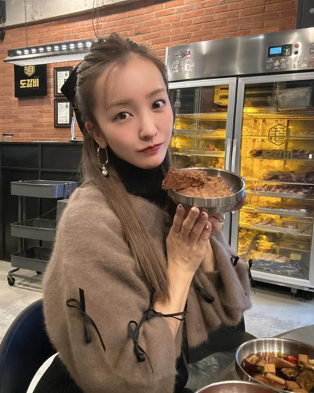 板野友美さんのインスタグラム写真 - (板野友美Instagram)「サムギョプサル美味しかった🤤💕」12月18日 19時19分 - tomo.i_0703