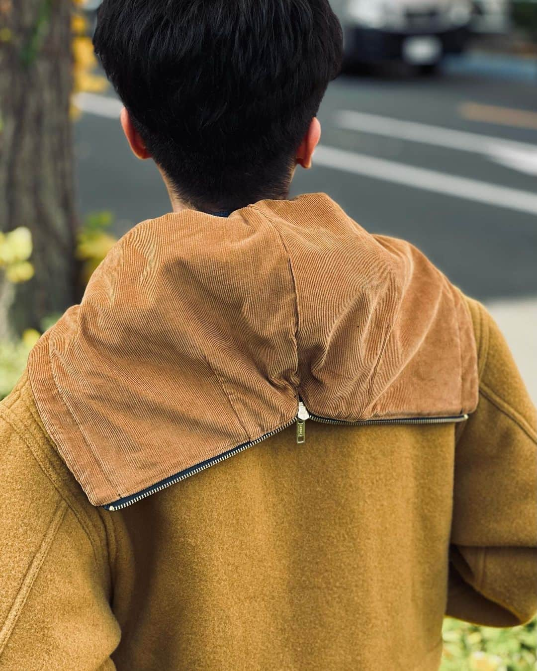 BEAMS+さんのインスタグラム写真 - (BEAMS+Instagram)「・  BEAMS PLUS RECOMMEND  BEAMS PLUS  "Heavy Melton Hunting Parka."  Hunting blouson with a cadet parka look. Double-faced melton with attractive black watch lining. A secure and massive impression. Pockets and other details are also places of interest.  -------------------------------------  カデットパーカーのような表情のハンティングブルゾン。ダブルフェイスのメルトンはブラックウォッチの裏地が魅力的。安心感のある重厚な印象。ポケットなど細部のディテールも注目の場所です。   #beams #beamsplus #beamsplusharajuku  #mensfashion #hunting」12月18日 19時50分 - beams_plus_harajuku