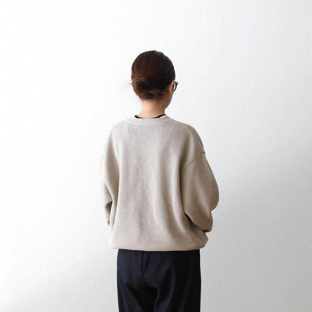 wonder_mountain_irieさんのインスタグラム写真 - (wonder_mountain_irieInstagram)「_ crepuscule / クレプスキュール "Moss Stitch V Neck" ￥19,800- _ 〈online store / @digital_mountain〉 https://www.digital-mountain.net _ 【オンラインストア#DigitalMountain へのご注文、発送】 *24時間受付 *14時までのご注文で即日発送 _ We can send your order overseas. Ordering procedure details can be found  here. > > http://www.digital-mountain.net/html/page56.html _ #wm_ladies  #crepuscule #クレプスキュール _ 実店舗：#WonderMountain @wonder_mountain_ 〒720-0043  広島県福山市船町2-23 JR 「#福山駅」より徒歩10分 #ワンダーマウンテン #japan #hiroshima #福山 #福山市 #尾道 #倉敷 #鞆の浦 近く _ @hacbywondermountain _」12月18日 20時15分 - wonder_mountain_