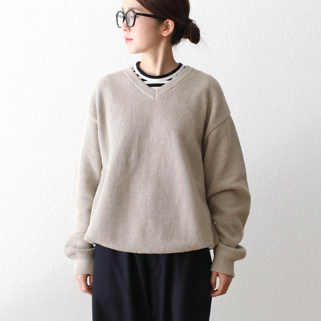 wonder_mountain_irieさんのインスタグラム写真 - (wonder_mountain_irieInstagram)「_ crepuscule / クレプスキュール "Moss Stitch V Neck" ￥19,800- _ 〈online store / @digital_mountain〉 https://www.digital-mountain.net _ 【オンラインストア#DigitalMountain へのご注文、発送】 *24時間受付 *14時までのご注文で即日発送 _ We can send your order overseas. Ordering procedure details can be found  here. > > http://www.digital-mountain.net/html/page56.html _ #wm_ladies  #crepuscule #クレプスキュール _ 実店舗：#WonderMountain @wonder_mountain_ 〒720-0043  広島県福山市船町2-23 JR 「#福山駅」より徒歩10分 #ワンダーマウンテン #japan #hiroshima #福山 #福山市 #尾道 #倉敷 #鞆の浦 近く _ @hacbywondermountain _」12月18日 20時15分 - wonder_mountain_