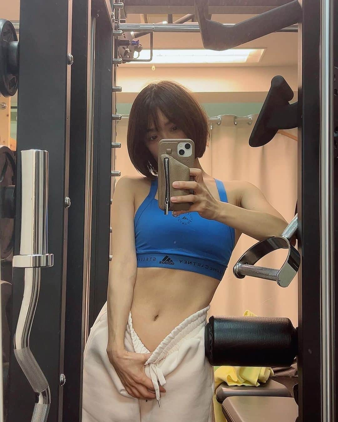 みひろさんのインスタグラム写真 - (みひろInstagram)「. 週一筋トレ。 あれ？ぽにょ…  @u_stretch.official  @u_gym.official   #恵比寿 #恵比寿パーソナルジム #恵比寿ストレッチ #ebisu」12月18日 20時31分 - mihiro0519