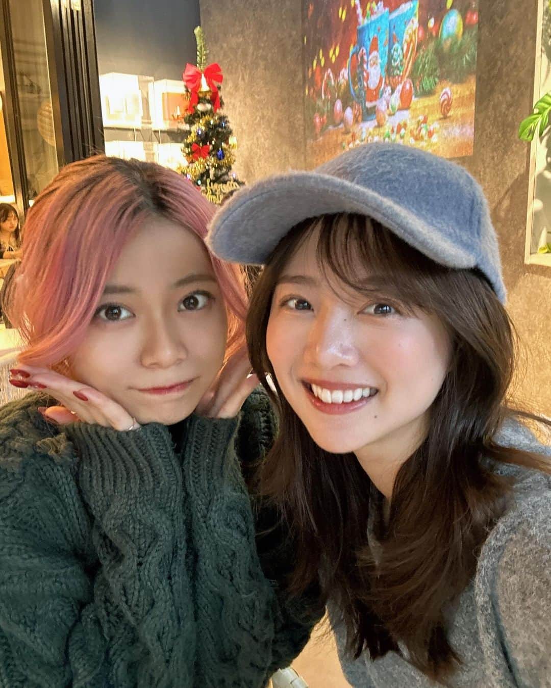 熊江琉唯さんのインスタグラム写真 - (熊江琉唯Instagram)「もねちゃん遊んでくれてありがとう🫶🖤  お目目ぱっちりで可愛いねぇ☺️ 明るい髪色似合いすぎるっ👏  #写真いっぱい撮ってくれた #ありがとうねぇ #fashion #ootd #outfit #ファッション #私服 #コーデ #今日のコーデ #冬コーデ #高身長コーデ #シンプルコーデ #カジュアル #大人カジュアル」12月18日 21時29分 - ruikumae