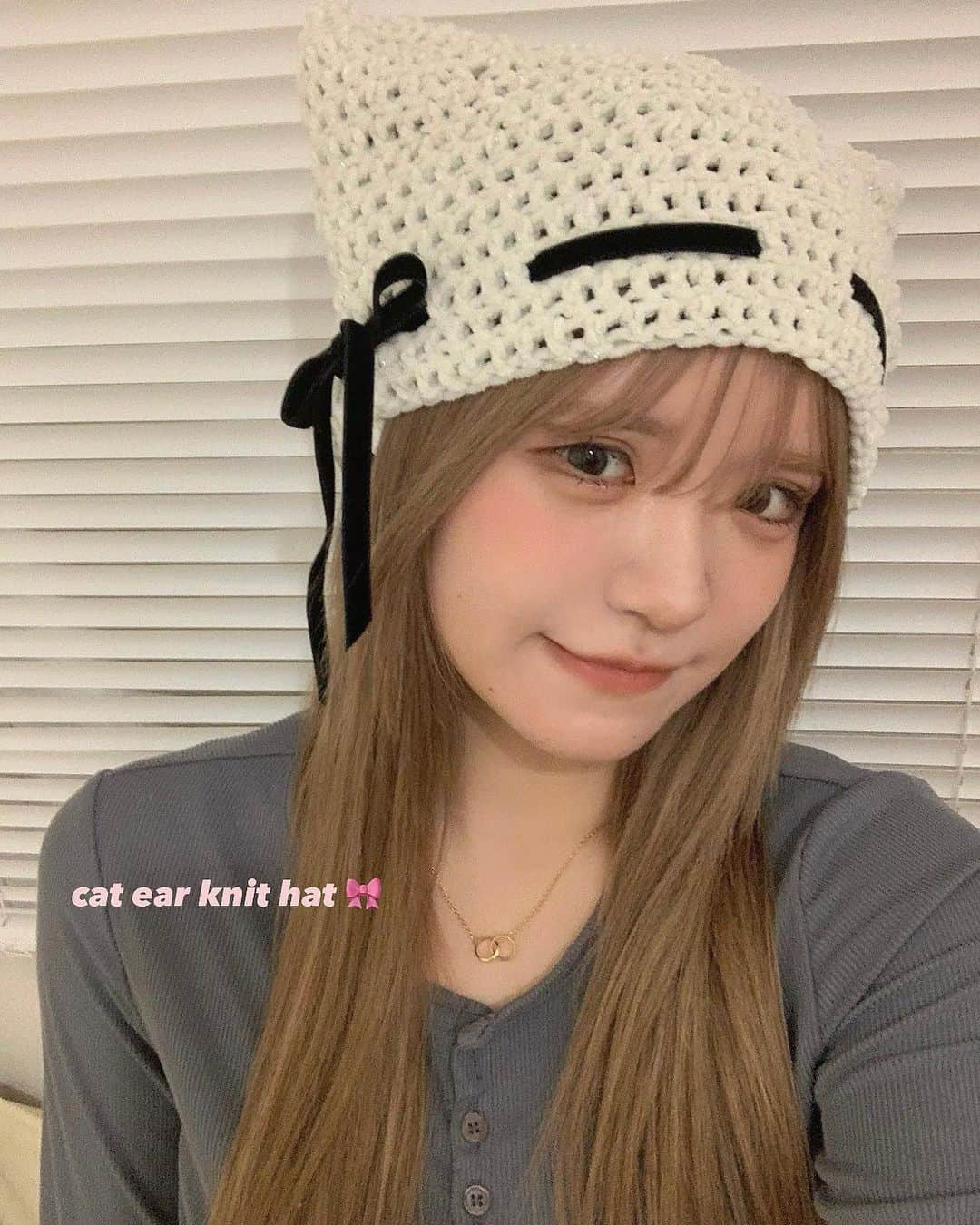 砂糖華のインスタグラム：「猫耳ニット帽初めて作ってみた🐈🎀 ‪　　　　　‬ まだまだ下手だけど 2月4日のフリマにちょっと持っていこうかな🧶♡ ‪　　　　　‬ ‪　　　　　‬ #猫耳ニット帽 #ハンドメイド」