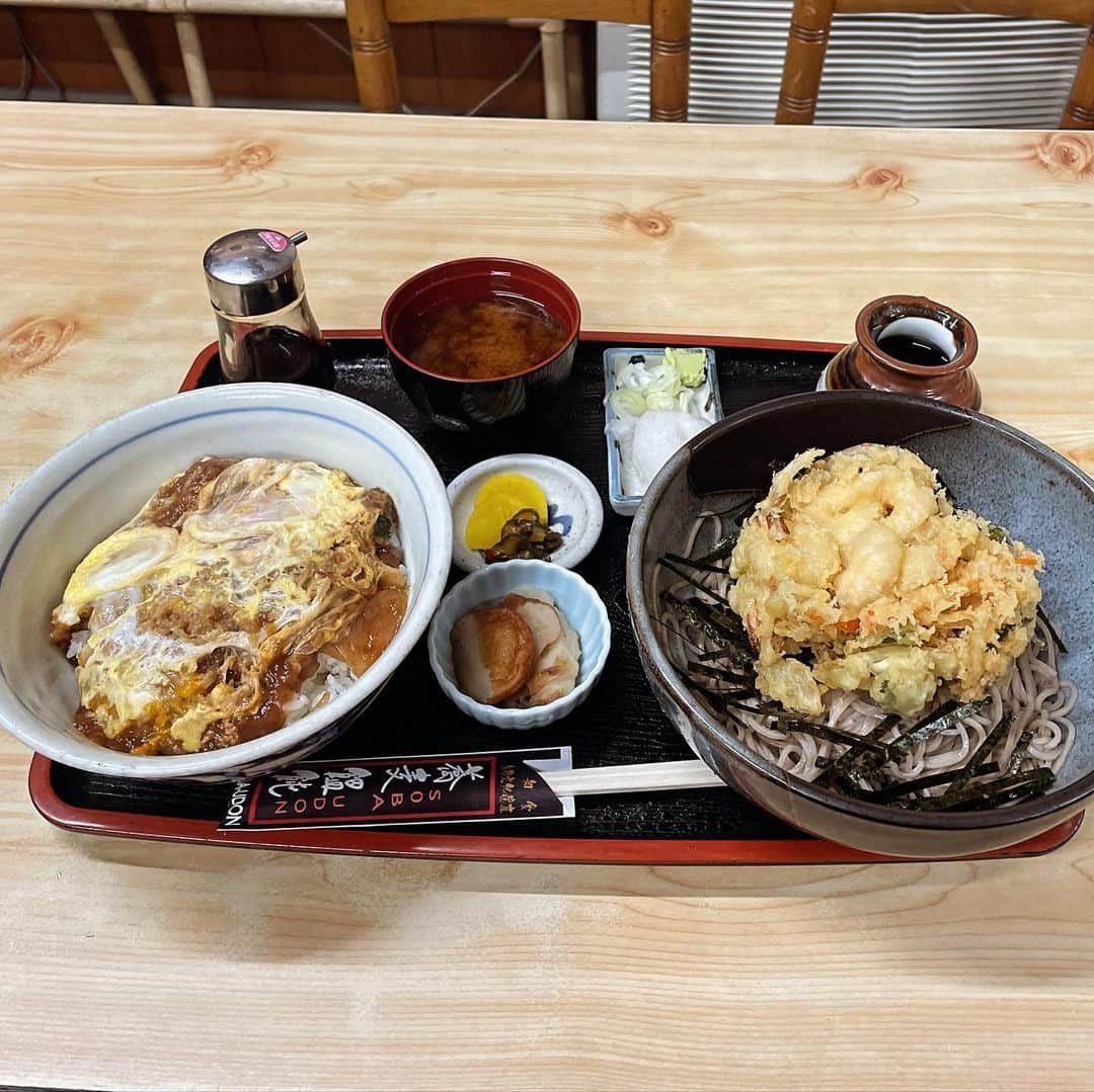 Q太郎さんのインスタグラム写真 - (Q太郎Instagram)「#さいたま市#浦和区#elan#エラン#仕事前に#食事#蕎麦屋#たぬき丼#小海老のかき揚げそば」12月18日 22時23分 - qtaro.jun