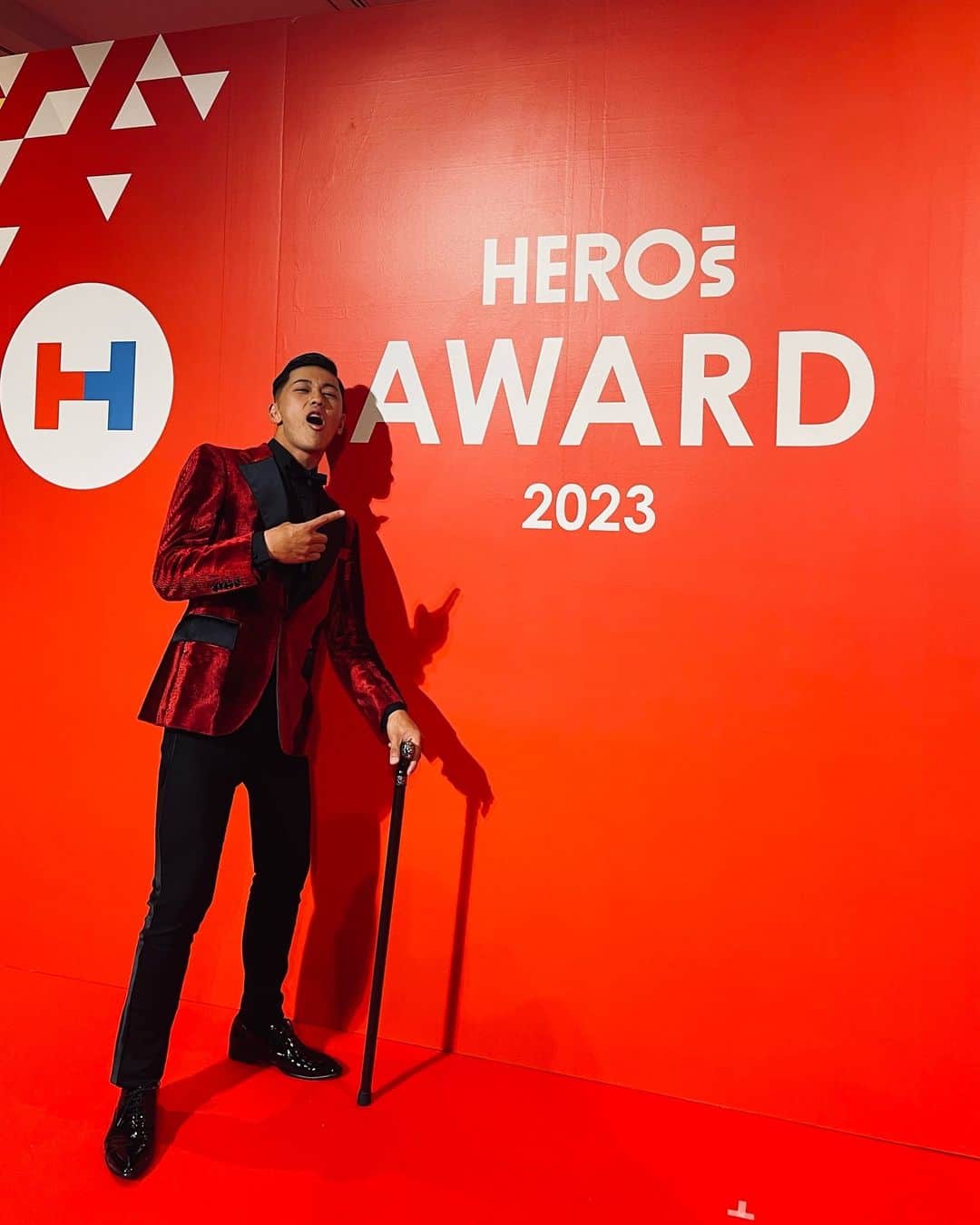 小田凱人のインスタグラム：「HEROs AWARD 2023  HEROがいっぱいいてめっちゃパワーもらった🔥 皆さんありがとうございました🙏🏼  衣装提供: @tuxedo_designer_munetaka」