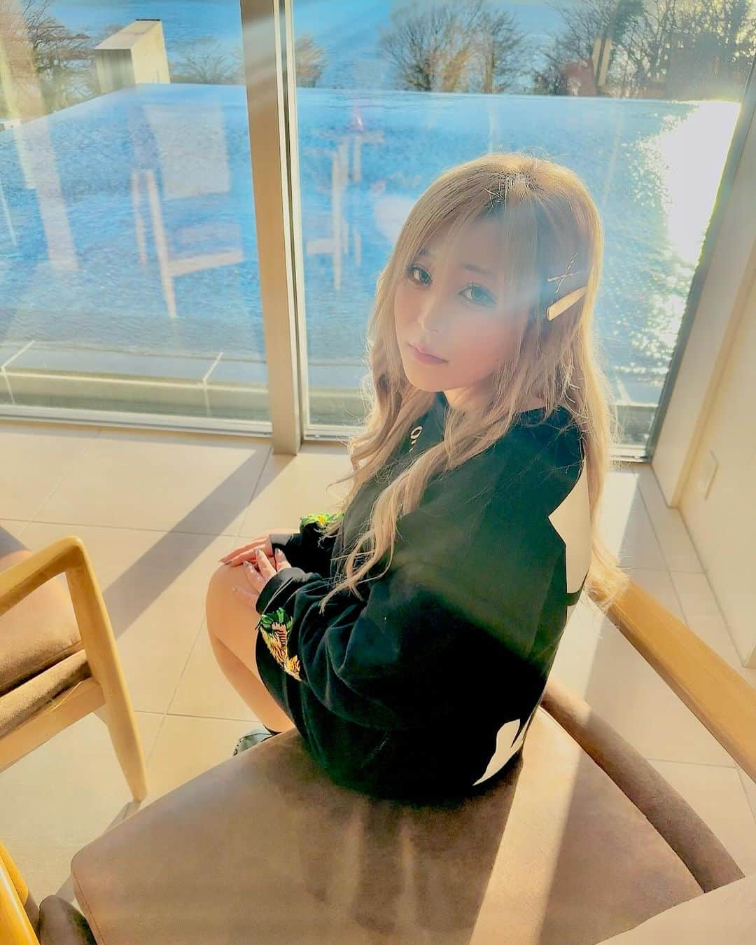 姉ですさんのインスタグラム写真 - (姉ですInstagram)「友達と箱根に旅行してきたよ✈️」12月4日 14時20分 - meronpan_p_reverse