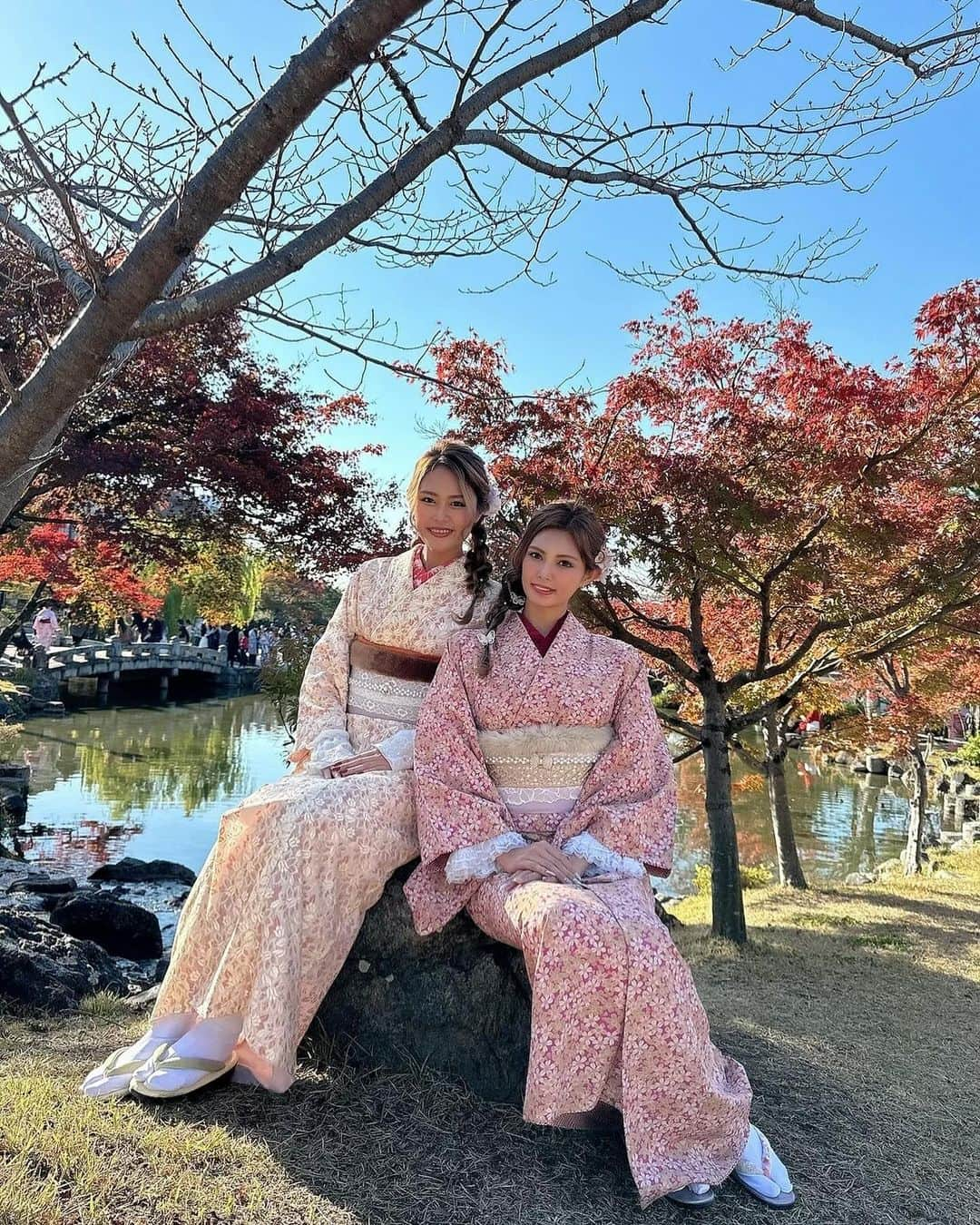 堀えりかさんのインスタグラム写真 - (堀えりかInstagram)「また違う着物👘🍁  この日大きーーーい口内炎出来て上手く笑えないくらい痛かったんだよね🤣w  #京都 #二条城 #二条城ライトアップ #紅葉 #着物 #着物女子 #着物コーデ #おそろコーデ #リンクコーデ #ダレアモデル #堀えりか #erikahori」12月4日 14時38分 - xerikax143