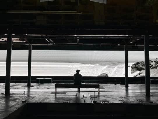 西寺郷太さんのインスタグラム写真 - (西寺郷太Instagram)「AMBIENT KYOTO  京都新聞地下の信じられないほど大きな元印刷場に鳴り響く坂本龍一さんの音楽と映像。呼んで頂いたので、このタイミングで訪れることが出来て良かった。全身で浸りました。」12月4日 15時02分 - gota_nonareeves