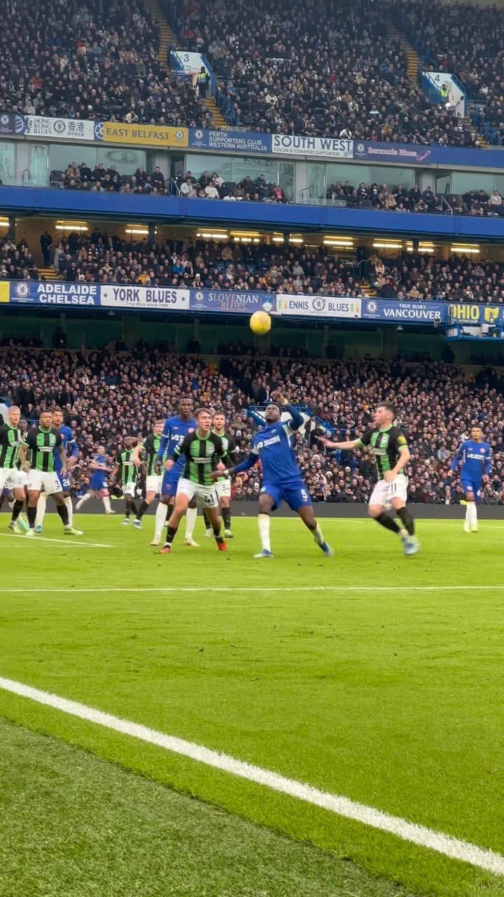 チェルシーFCのインスタグラム：「A first #PL goal for Enzo! 👏」