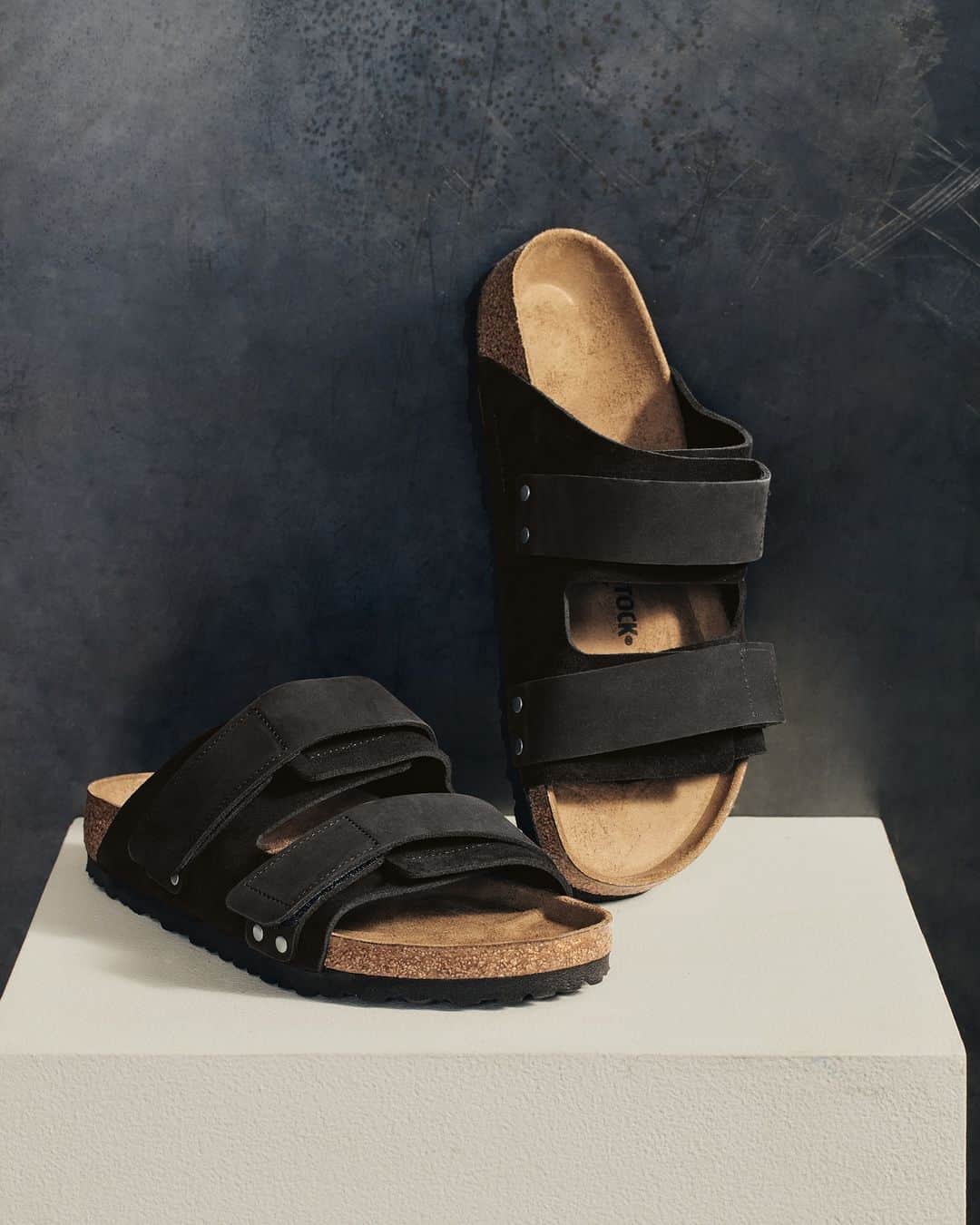 STYLERUNNERのインスタグラム：「Your new go-to sandal for summer is here! ☀️ Shop the Birkenstock Uji in Suede Black online and select stores」