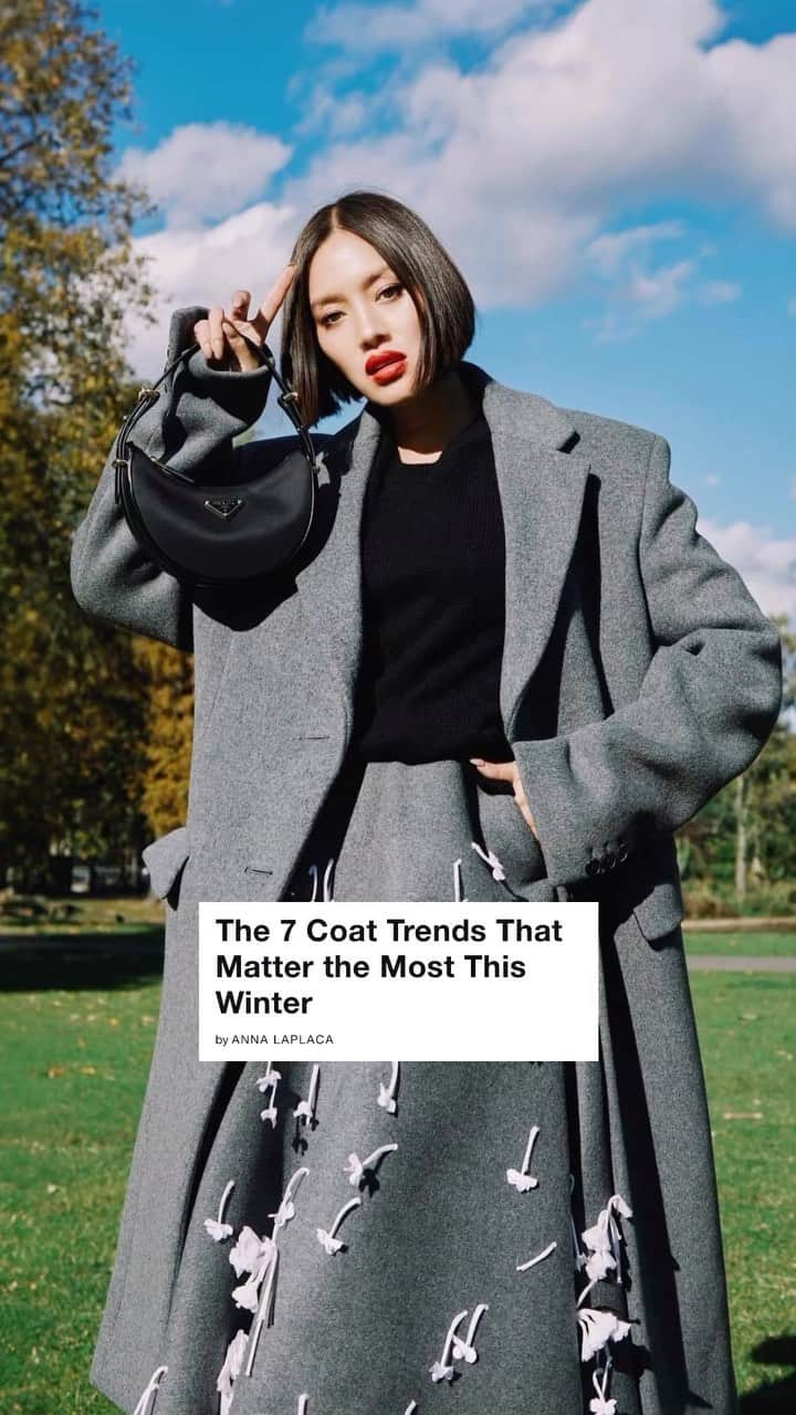 WHO WHAT WEARのインスタグラム：「The silver lining of cold weather lies in the opportunity to bundle up in big coats. Timeless styles are taking precedence this year, with statement shearling and scarf coats influencing the fashion zeitgeist as well. Find more on the season’s biggest coat trends at the link in our bio.  photos: @handinfire, @nlmarilyn, @hannahmw, @amaka.hamelijnck, @olympiamarie, @helsastudio, @iliridakrasniqi」