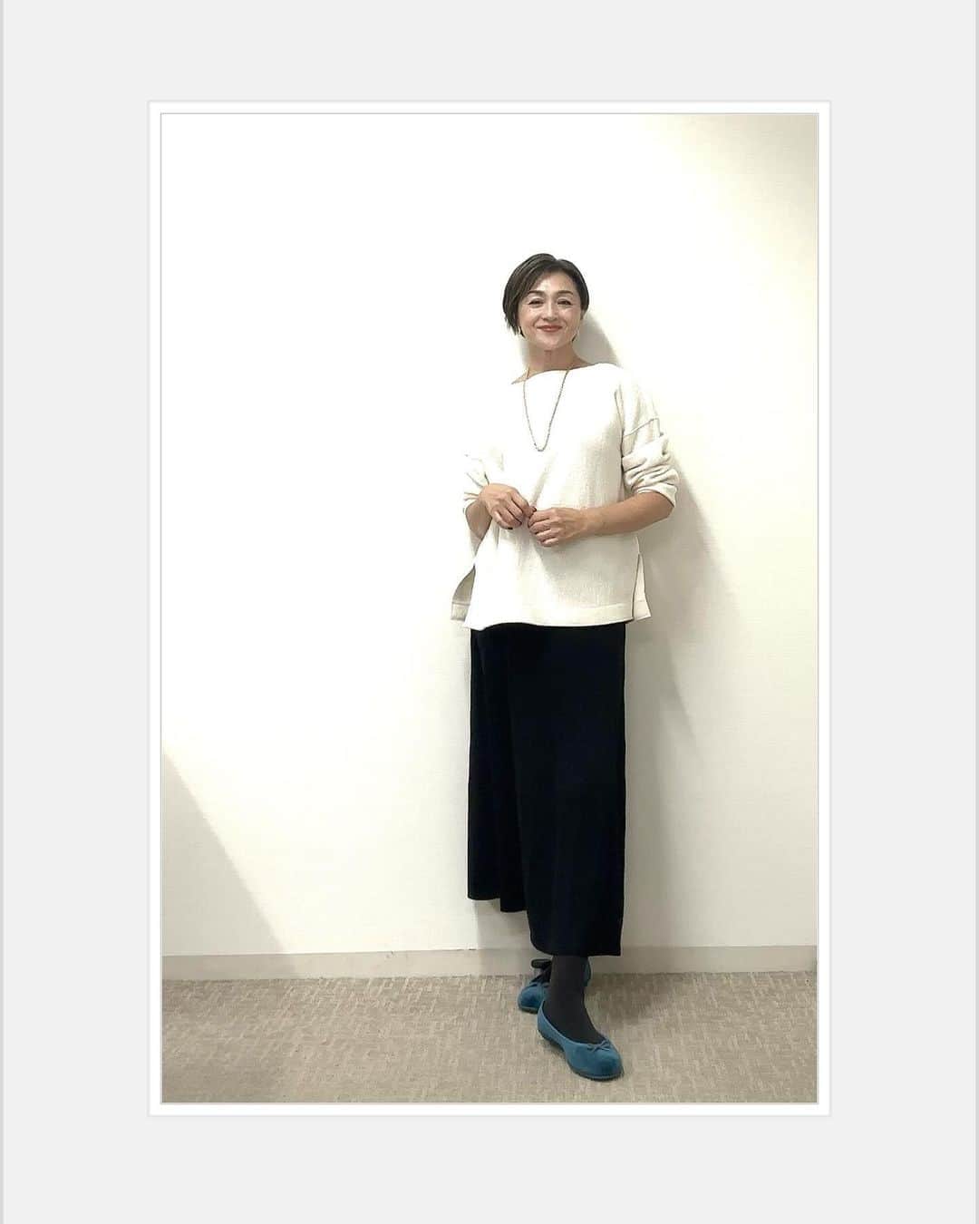 香坂みゆきさんのインスタグラム写真 - (香坂みゆきInstagram)「今日のお衣装  #衣装  #モノトーン  #冬の装い  #❤️  @bananarepublic_jp」12月4日 9時10分 - miyuky__way