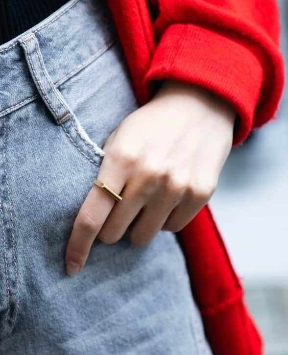 Fashionsnap.comさんのインスタグラム写真 - (Fashionsnap.comInstagram)「Name: HARUNA⁠ Occupation: model⁠ ⁠ Tops #LACOSTE⁠ Pants #ZARA⁠ Bag #ZARA⁠ Earrings #VivienneWestwood⁠ Ring #Jouete⁠ ⁠ Photo by @onokoro0710⁠ ⁠ #スナップ_fs #fashionsnap #fashionsnap_women」12月4日 10時00分 - fashionsnapcom