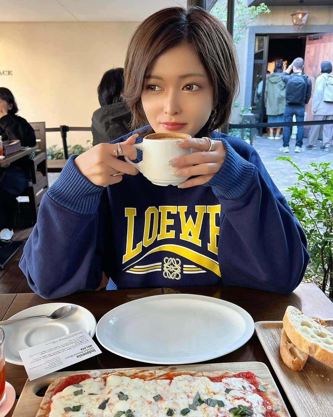 FukamizuYukina さんのインスタグラム写真 - (FukamizuYukina Instagram)「_ おはよう🌤️☕️🌼 今週も1週間充実させよっ🤜🏻🫷🏻 ㅤㅤㅤㅤㅤㅤㅤㅤㅤㅤㅤㅤㅤ @barphase_fukuoka オープンして あっという間に今月で5ヶ月経つ💨 東京と福岡の行ったり来たりで今年は 特にフライト移動も多くて(毎年だけどｗ) とにかく行動してきた一年👣✨ ㅤㅤㅤㅤㅤㅤㅤㅤㅤㅤㅤㅤㅤ 年末、はあ〜頑張った〜あ！！って 溶けられるくらい最後まで全力で 突っ走ろうがんばるううう✊🏻⤴︎⤴︎ ㅤㅤㅤㅤㅤㅤㅤㅤㅤㅤㅤㅤㅤ #daikanyama #ivyplace #ivyplace代官山 #代官山カフェ #代官山ランチ #barphase」12月4日 10時25分 - peitaro72