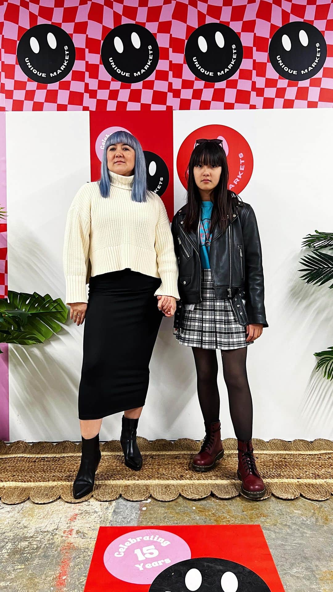 Zooey Miyoshiのインスタグラム：「7 years of friendship with @sonjarasula and celebrating the success of @uniquemarkets 👯‍♀️🎊 We’ve known each other since Zooey was 4 😭 #uniquemarkets」