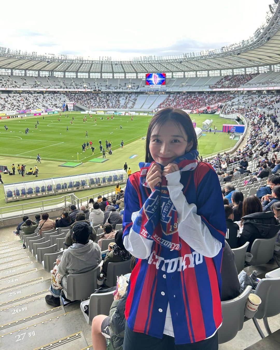 大西百合子さんのインスタグラム写真 - (大西百合子Instagram)「🐻‍❄️🍺⚽️  スタジアムが活気溢れてて、 行くとめっちゃパワーもらえるんだ〜、 それも楽しみのひとつだナ🔥  #onishiyuriko」12月4日 12時29分 - yurikooo_jpn