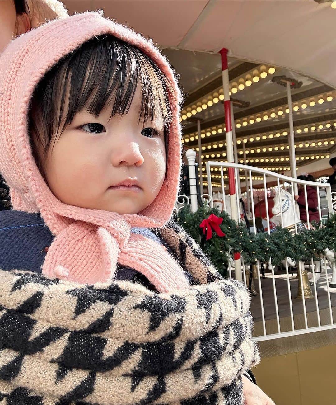 ヒョンア さんのインスタグラム写真 - (ヒョンア Instagram)「🐠🎄🎠🫧❤️‍🔥 아이들과 늘 여행다닌다는 기분으로✨」12月4日 12時57分 - moongom119