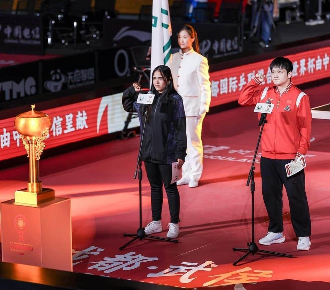 アドリアナ・ディアスのインスタグラム：「@ittfworld mixed team world cup starts today🇨🇳🏆 let’s goooo 🇵🇷」