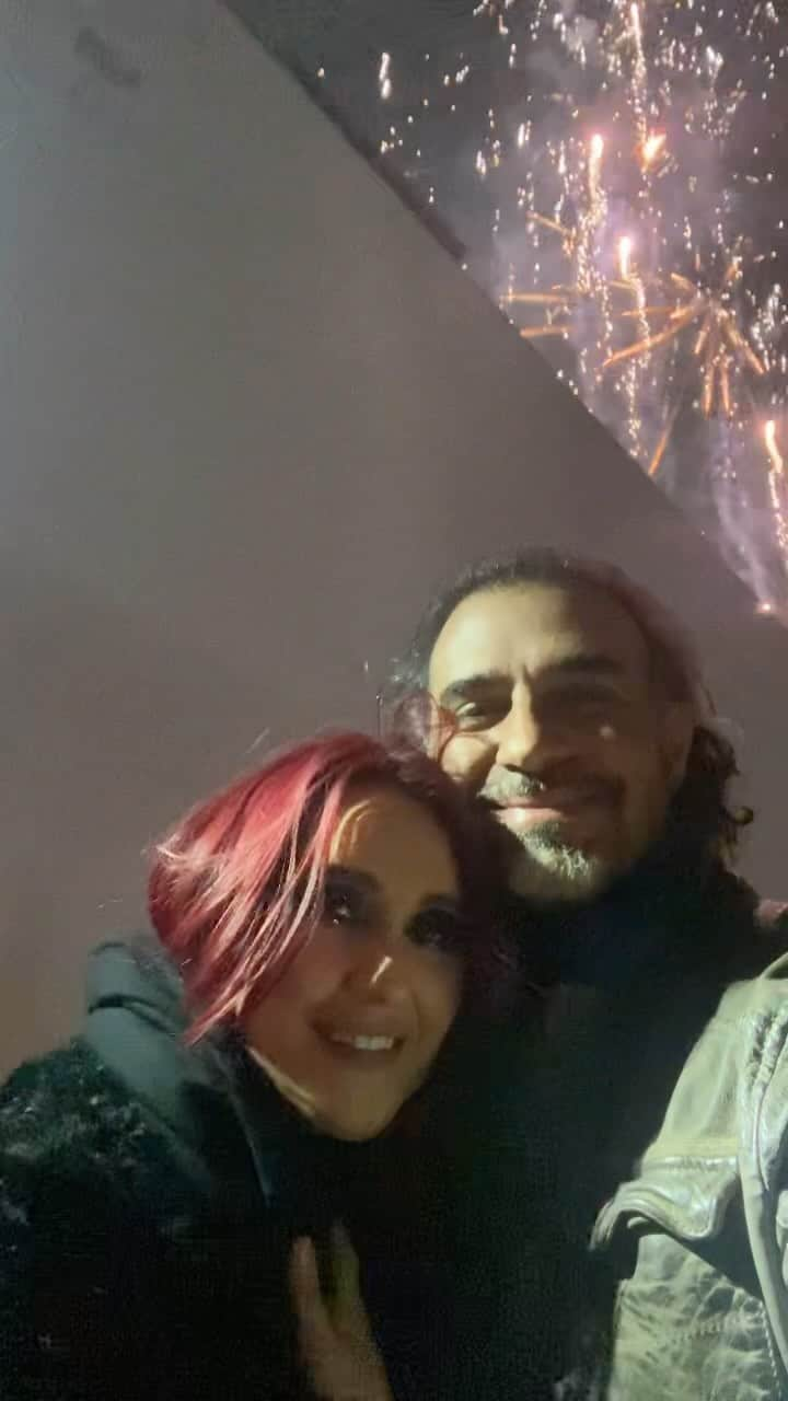 ドゥルセ・マリアのインスタグラム：「50 shows, qué hermoso ha sido vivir esto contigo mi amor @dulcemaria」