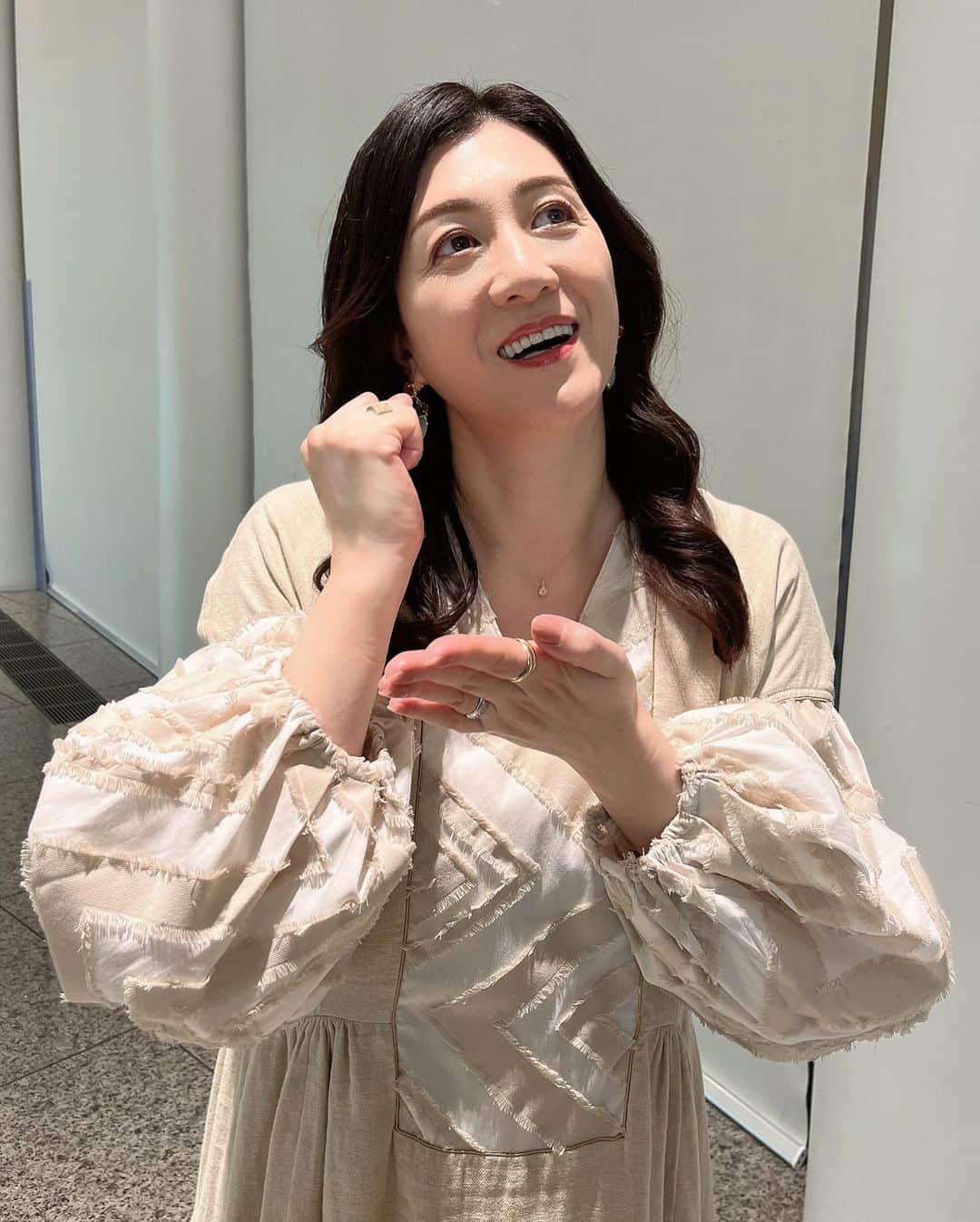 野々村友紀子のインスタグラム：「12月5日（火）19:00〜【今夜はナゾトレ】 今回はスペシャルでーす！ タカくんとペアでした！クイズはいつも緊張するわー😅心の中はいつもこんな感じです😆」