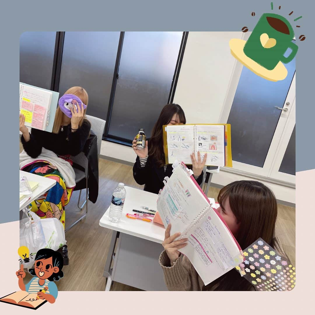 東京医薬専門学校さんのインスタグラム写真 - (東京医薬専門学校Instagram)「こんにちは✨ 歯科衛生士科３年生です🦷✨  国家試験まで100日を切りました❤️‍🔥 今日は、国家試験合格に向けてのお勉強アイテム💡を紹介します！  某サイトで買ったミニプリンターやお気に入りのペン✏️ 好きなキャラクターのポーチ🐰やシールなど🌻 もちろん教科書も相棒😏そして眠気覚ましのコーヒー☕️笑 みんな自分のお気に入りの文房具で国試ノート📓✂️でお勉強中！  歯科衛生士合格に向けて頑張ろう💪💕  #東京医薬#医薬#歯科衛生士科#歯科衛生士の卵  #国家試験#国家試験勉強 #歯科衛生士国家試験」12月4日 14時08分 - tokyo_iyaku