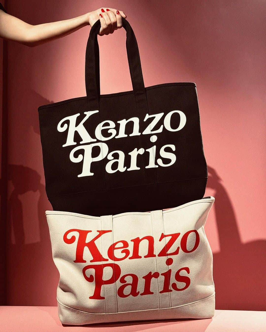 DOVER STREET MARKET GINZAさんのインスタグラム写真 - (DOVER STREET MARKET GINZAInstagram)「Kenzo x Verdy collection launches on 5th December at Dover Street Market Ginza 6F. @kenzo by @nigo  @verdy  @doverstreetmarketginza  #doverstreetmarketginza  #KENZOxVERDY」12月5日 1時03分 - doverstreetmarketginza