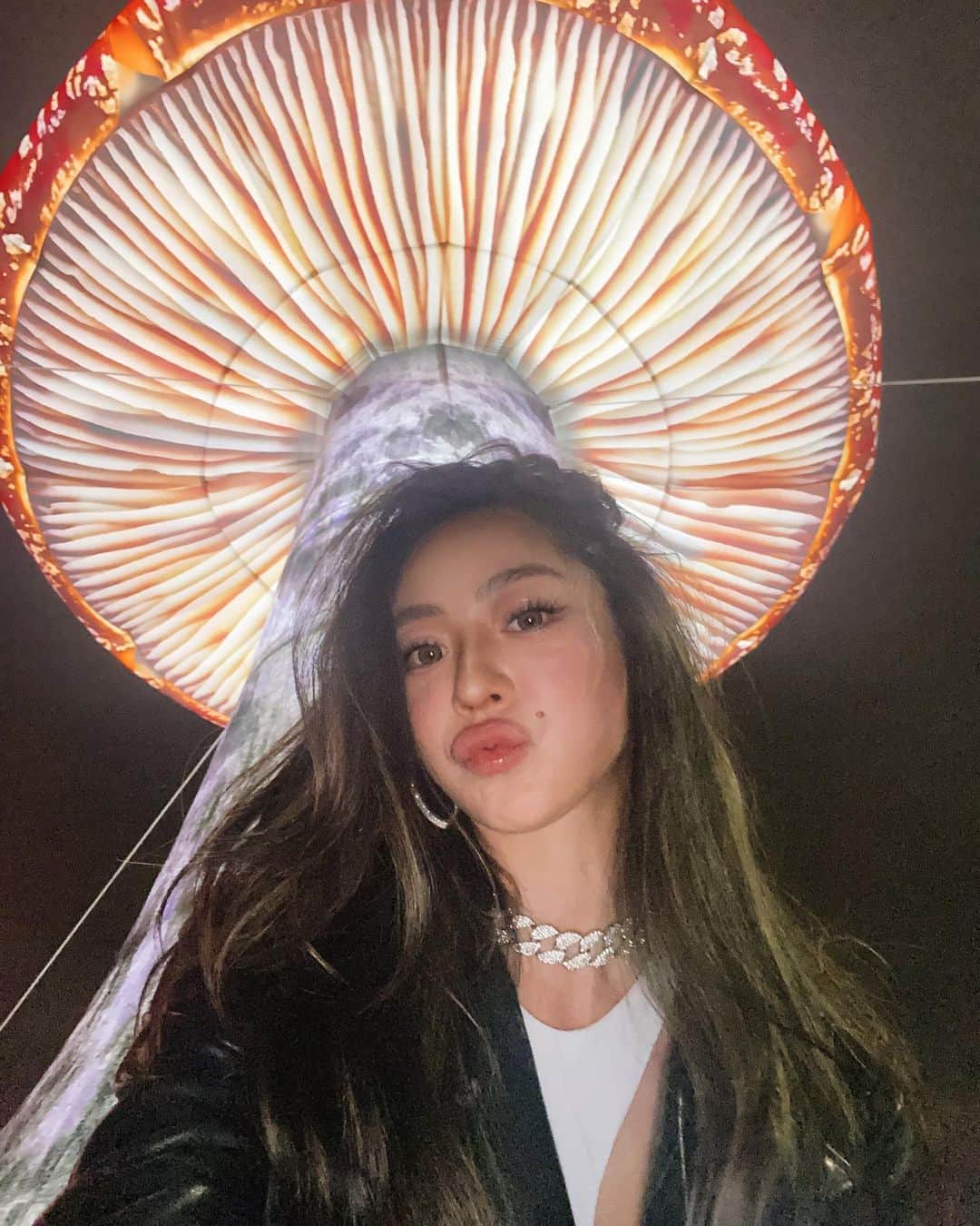 松岡李那のインスタグラム：「Clocken Flap ❤︎ With my Good friends 😊✨  #clockenflap #love #music  #musicfestival」