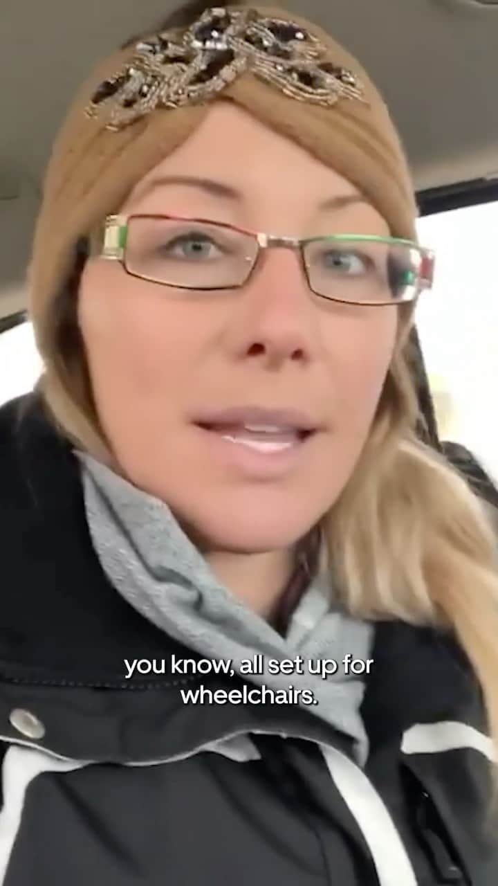 Uberのインスタグラム：「Where Wheelchair Accessible Vehicles (WAV) are available, request a ride on demand that works around your life, with specialized drivers to assist you in select cities.   Video courtesy @lesslegmoreheart」