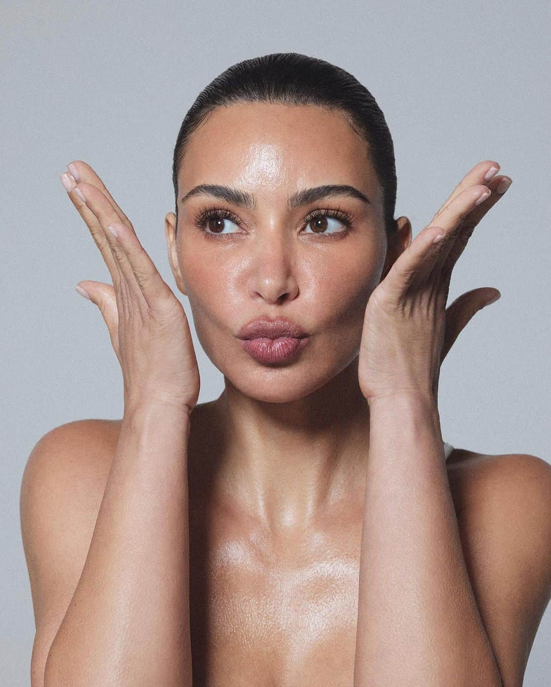 キム・カーダシアンさんのインスタグラム写真 - (キム・カーダシアンInstagram)「@skkn for the win」12月5日 0時50分 - kimkardashian