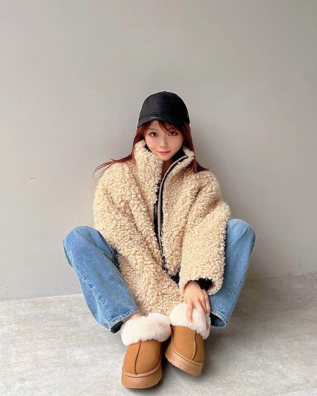 桜井美悠（みゆみゆ）のインスタグラム：「cap series ❤︎ #miyuqlo#低身長ファッション   形もよくて使いやすい @resexxy_official のキャップ  こう見るとイメージぜんぜん変わる♩」