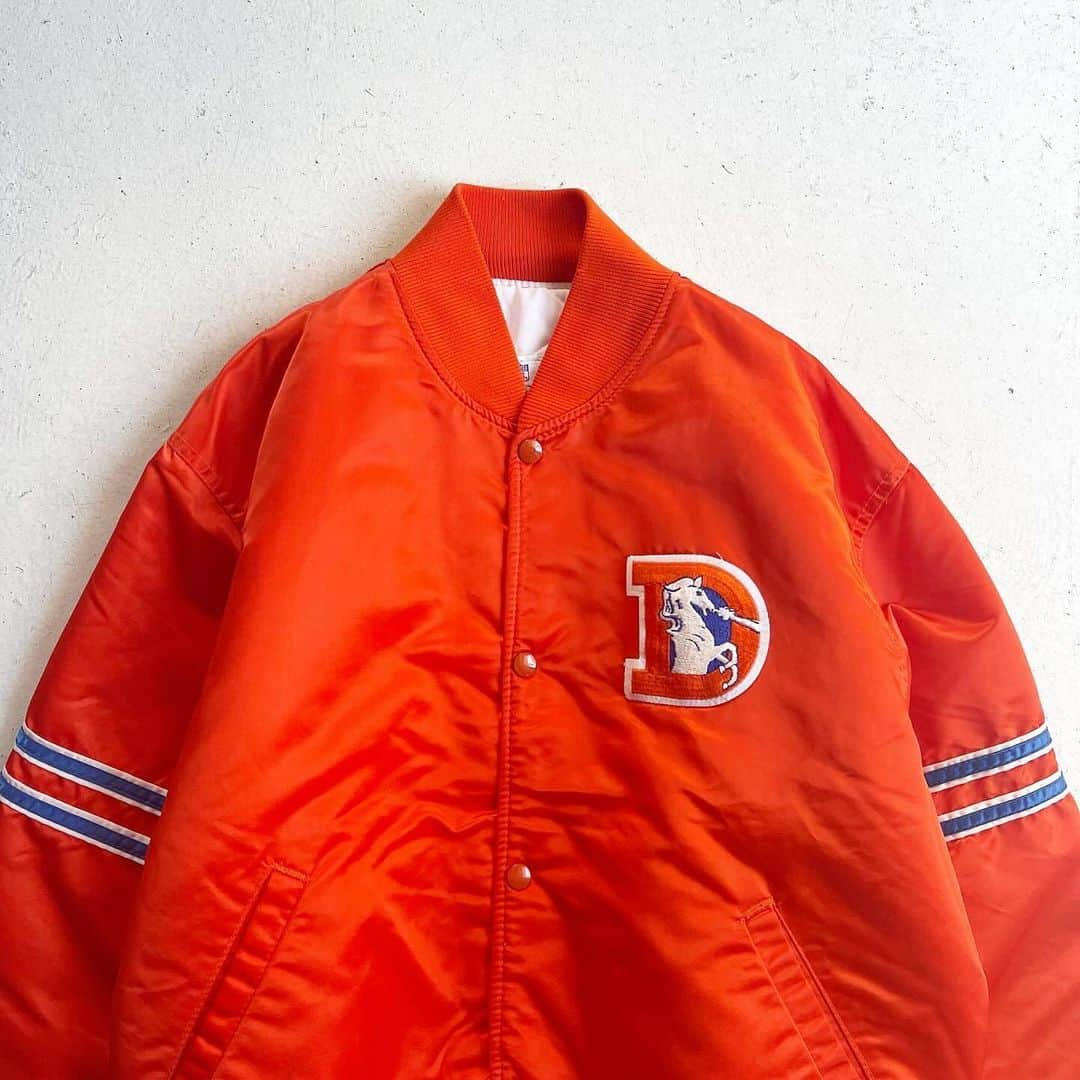 DROP...vintage select shopさんのインスタグラム写真 - (DROP...vintage select shopInstagram)「1990s STARTER NFL Denver BRONCOS Studium Jacket 【L】  レアカラー🧡」12月4日 16時40分 - tokyo_drop