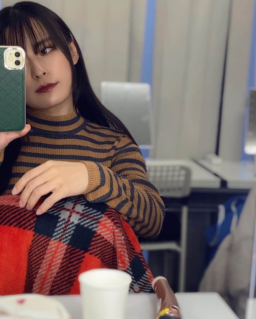 有栖川さつきさんのインスタグラム写真 - (有栖川さつきInstagram)「2023年もあと数週間 はやすぎる〜  ┈┈┈┈┈┈┈ ❁ ❁ ❁ ┈┈┈┈┈┈┈┈  《 My Profile 》 名前 : 皆川彩月(みながわさつき) 職業 : グラビアアイドル・タレント 活動 : 撮影会、DVD、VR、メディア出演...etc 出身 : 千葉県 趣味 : 原付ツーリング、コスプレ、野球観戦  《 ハイライトには...？ 》  ◆会える日 撮影会など、直接"会える"イベント情報が 一目で確認できます！会えるよ💋  ◆作品情報 グラビアDVD、VR、撮り下ろしスチールなどの 情報や購入ページはこちらで見れます！  ◆SNS Twitter(X) / YouTubeの リンクをまとめてあります！ それぞれのSNSで異なる投稿をしています♡  お仕事のご依頼はメールor プロフィールURLからお願いします📫 (所属事務所 : セルワールドエンタテイメント)  ┈┈┈┈┈┈┈ ❁ ❁ ❁ ┈┈┈┈┈┈┈┈  #japanesemodel #japanesecosplayer #グラビアモデル #コスプレ女子 #スレンダー美人 #黒髪女子 #猫目女子」12月5日 7時00分 - satsukidayo55