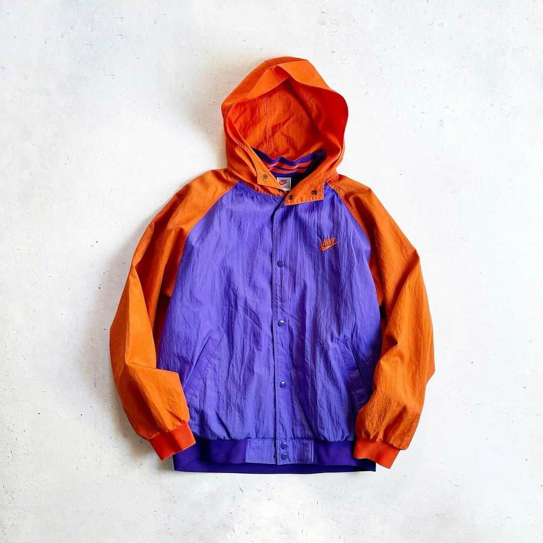 DROP...vintage select shopさんのインスタグラム写真 - (DROP...vintage select shopInstagram)「1990s NIKE FORCE Basketball Nylon Hooded Jacket」12月4日 16時59分 - tokyo_drop